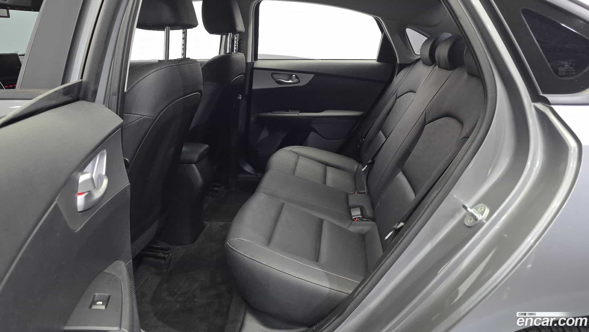 K3 Kia 2022.2-OPTION-015