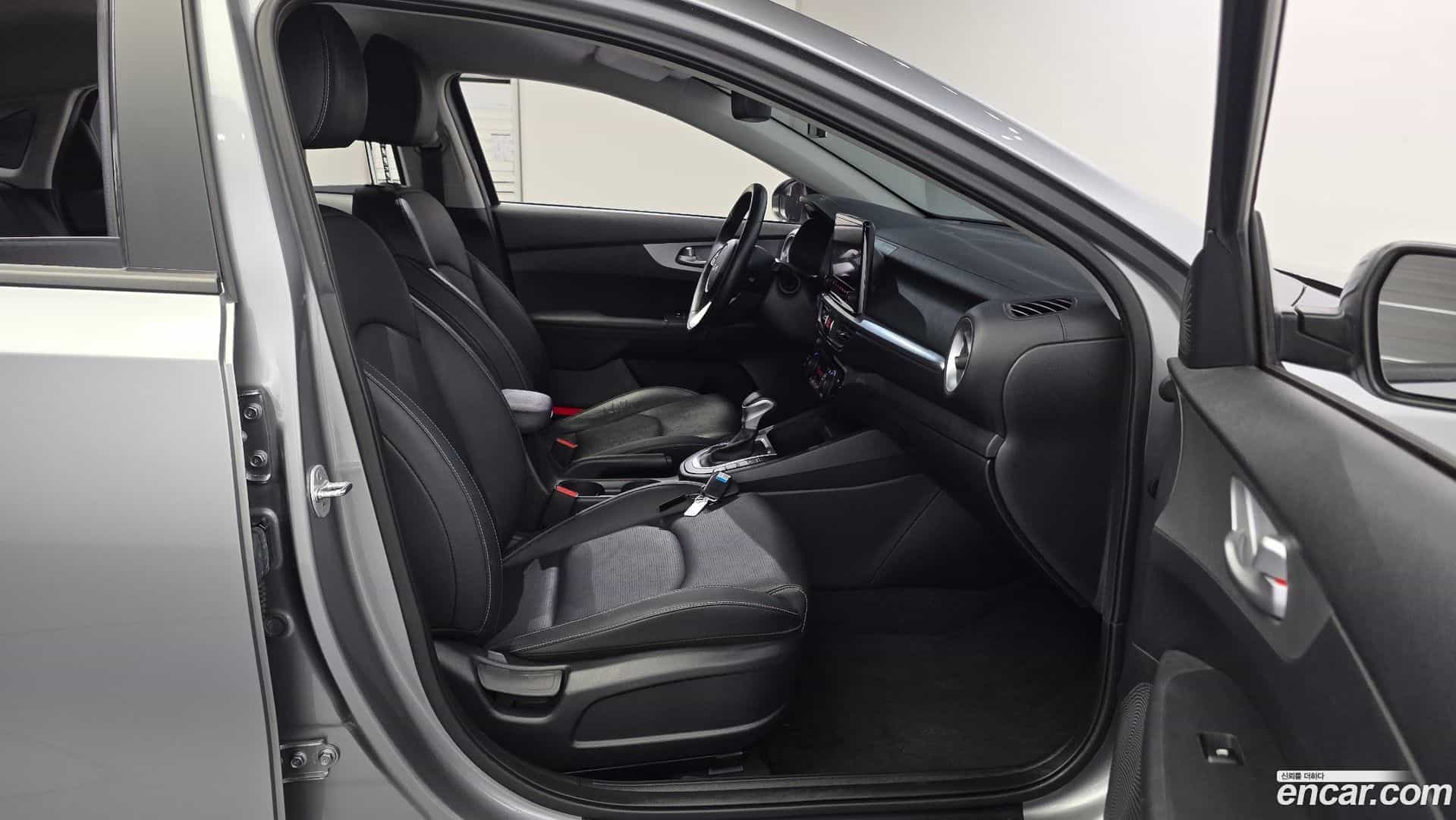 K3 Kia 2022.2-OPTION-016