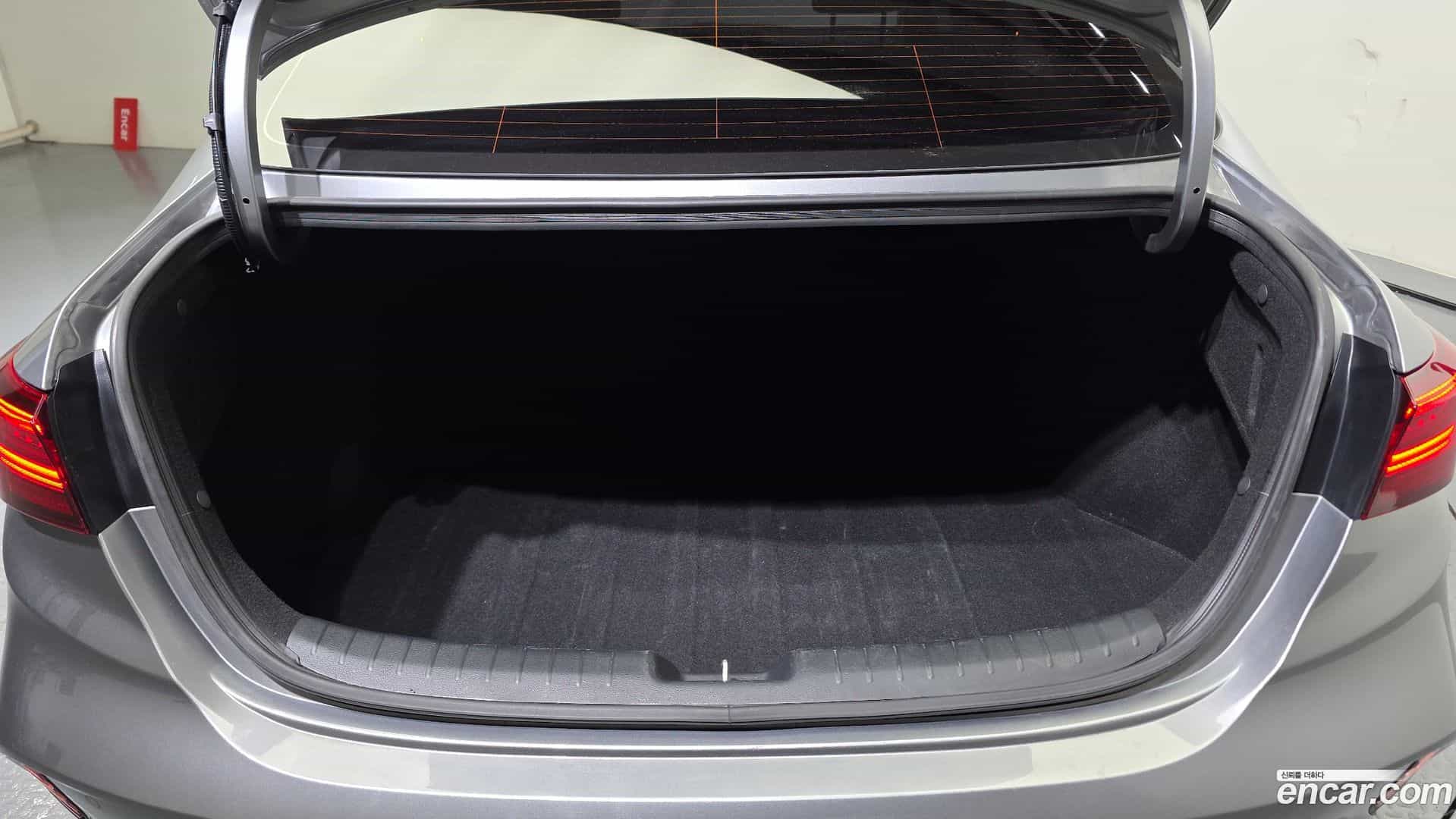 K3 Kia 2022.2-OPTION-045