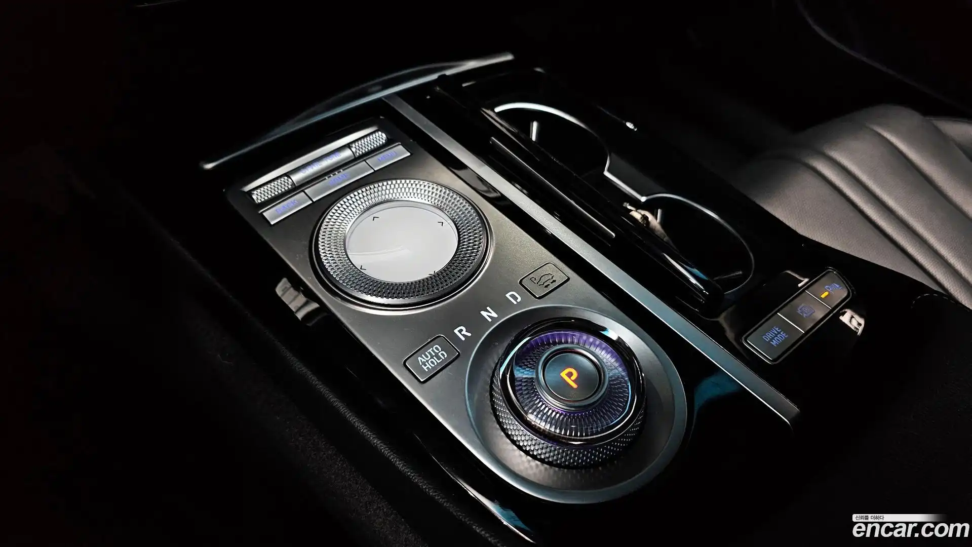 G80 Genesis 2021.0-INNER-009