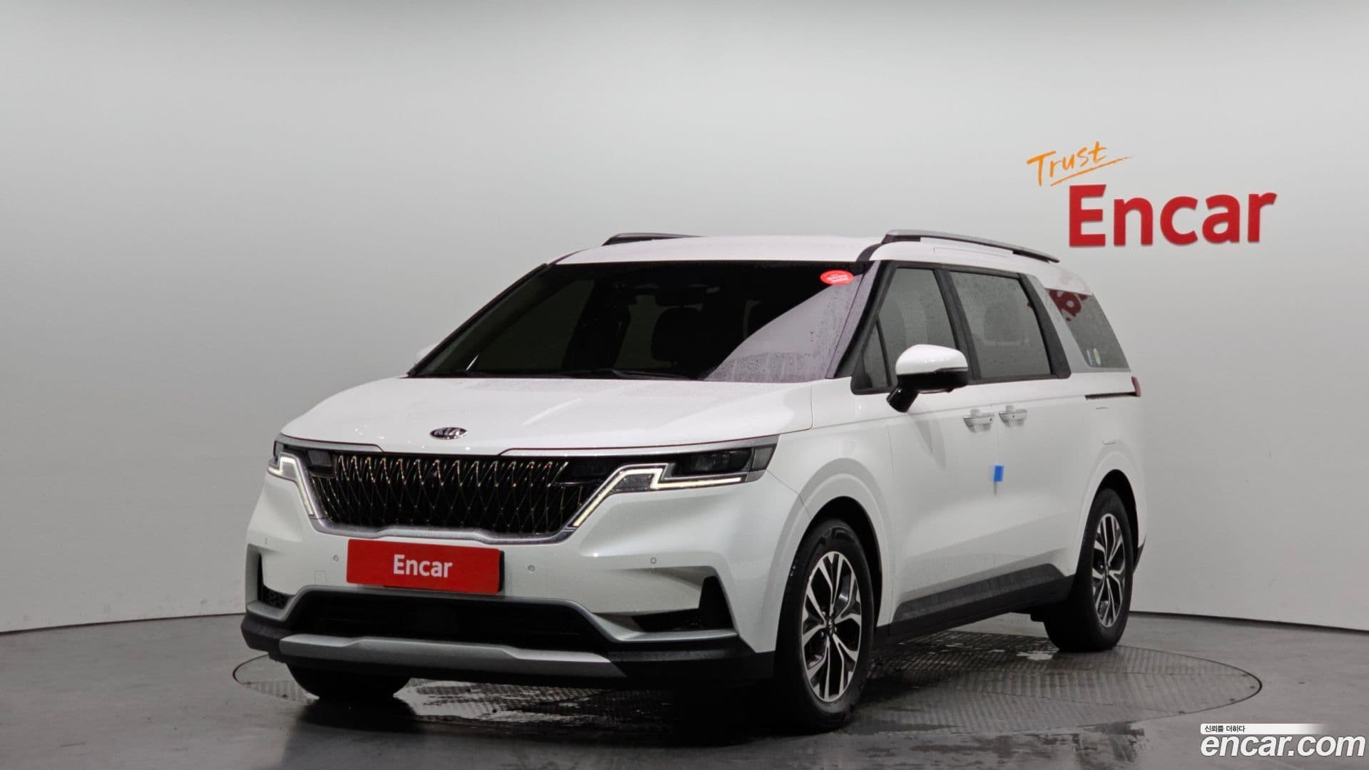 Main__Slider__Photo:Canival Kia 2021.2-0