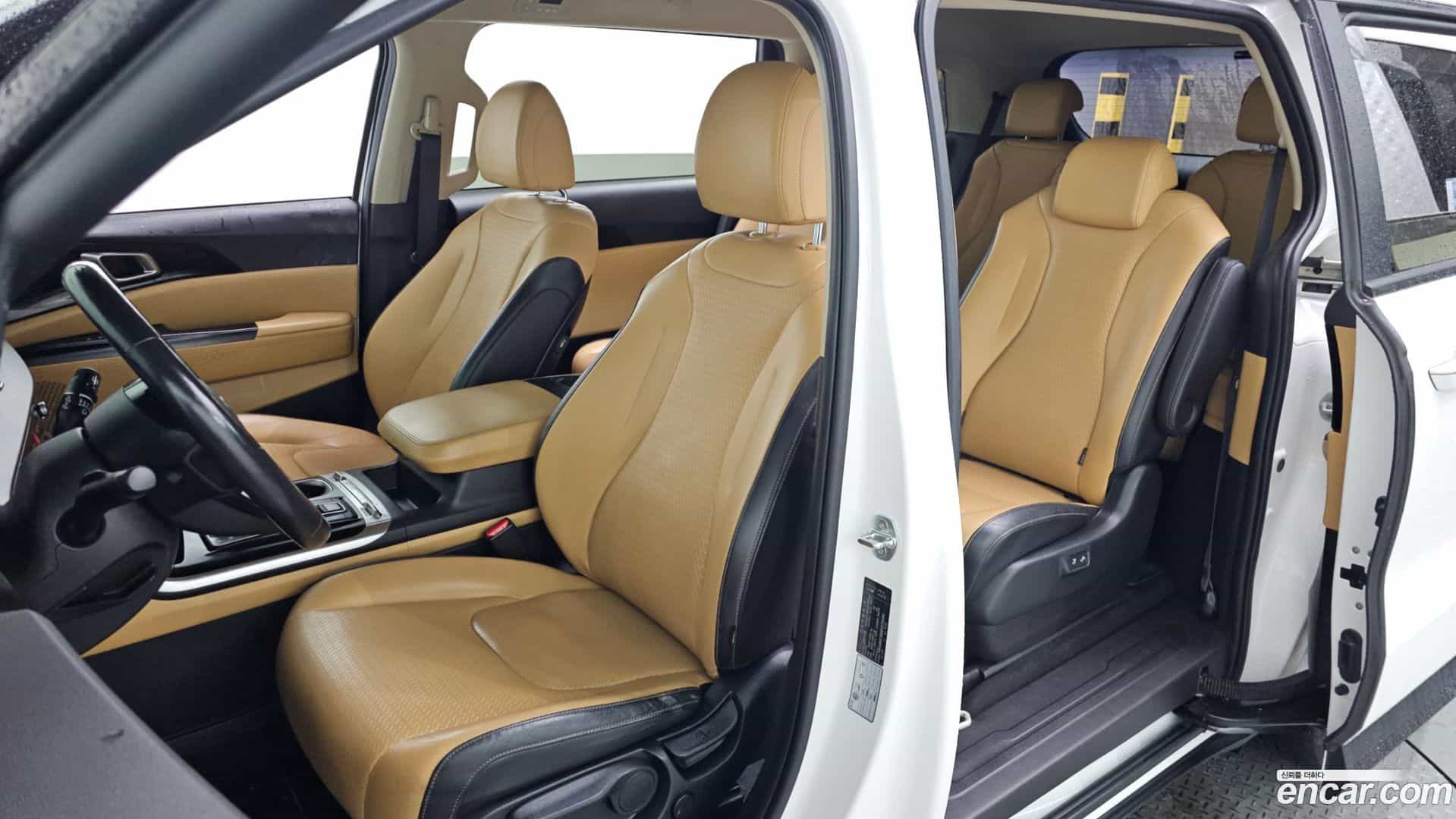 Canival Kia 2021.2-INNER-036