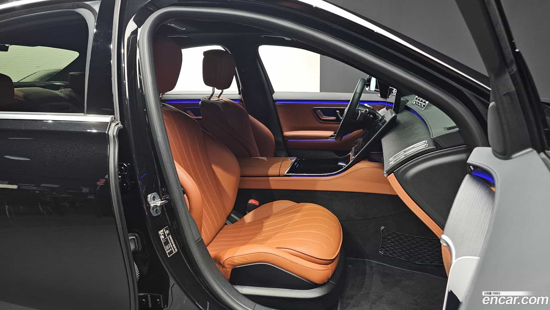S-Class Mercedes-Benz 2022.1-INNER-010