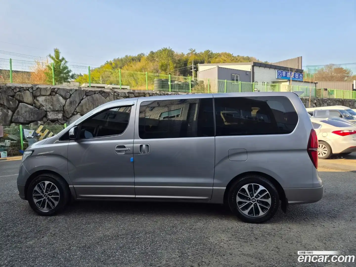Starex Hyundai 2018.8-INNER-009