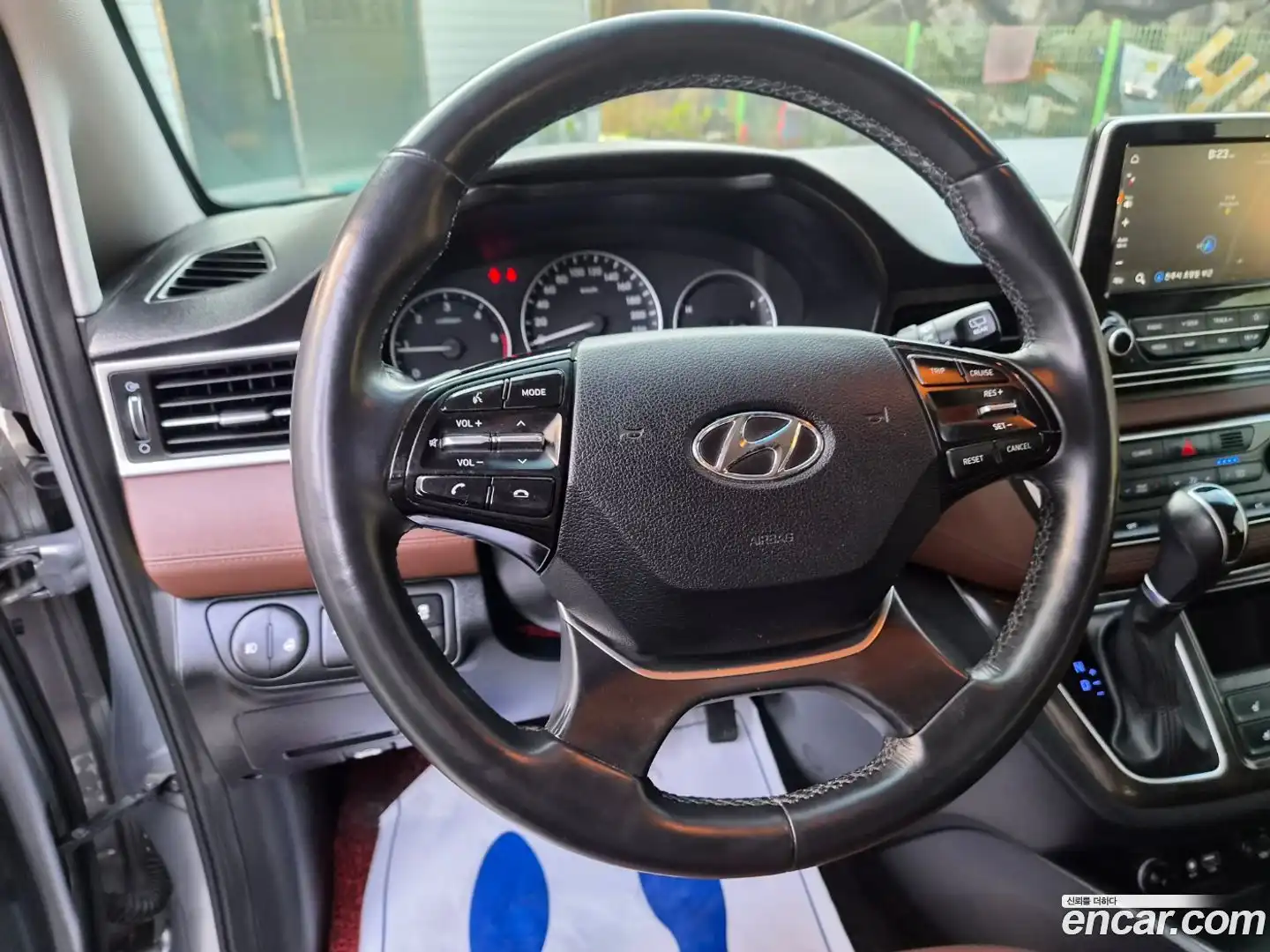 Starex Hyundai 2018.8-OPTION-017