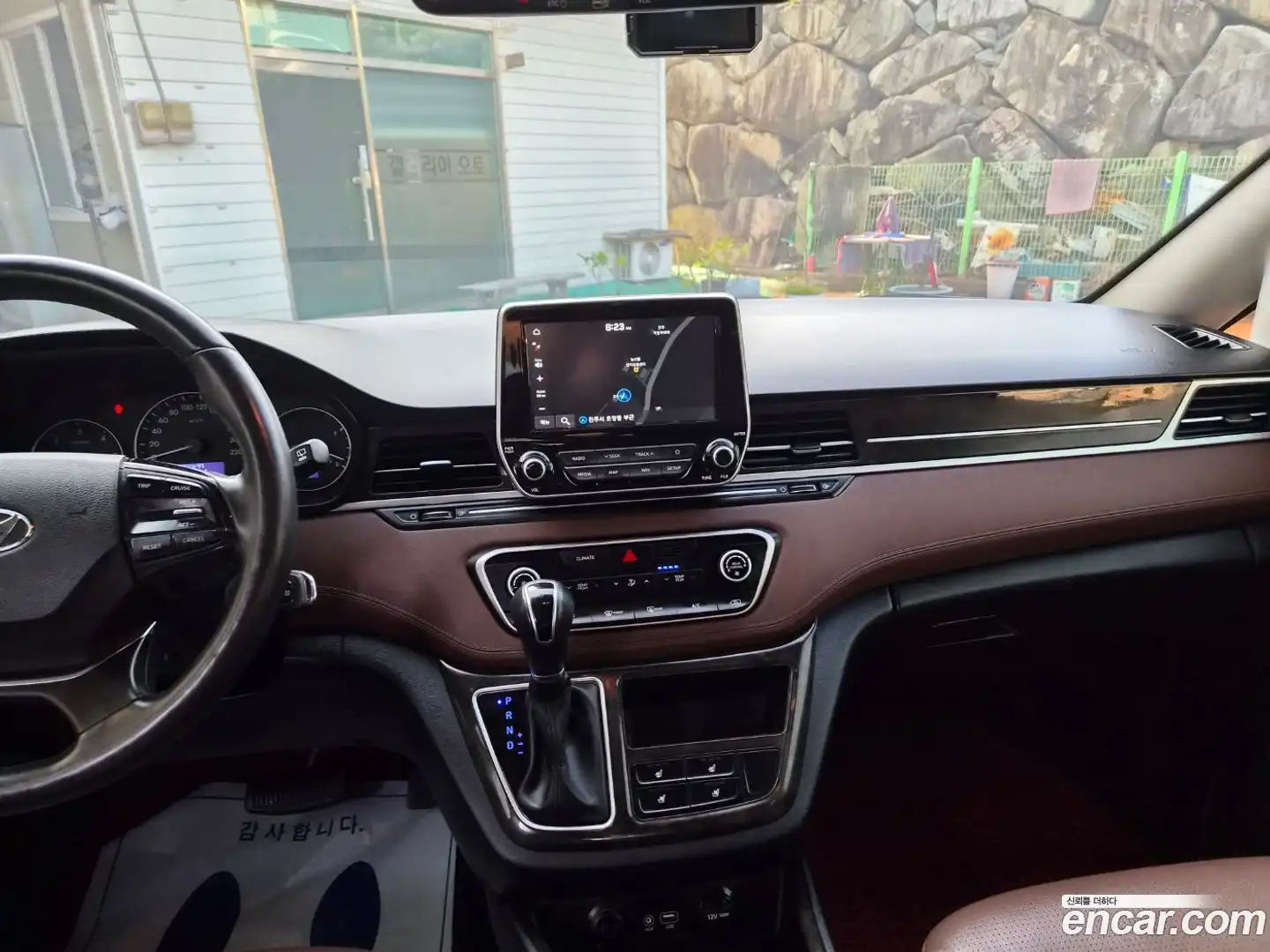 Starex Hyundai 2018.8-OPTION-023
