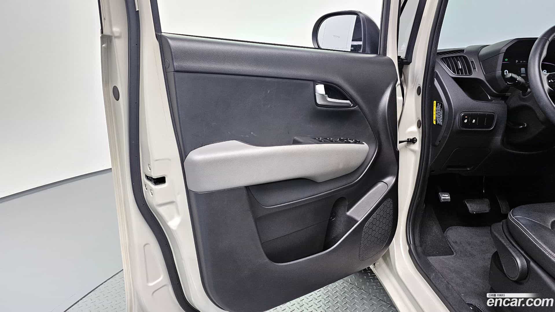 RAY Kia 2023.7-INNER-034