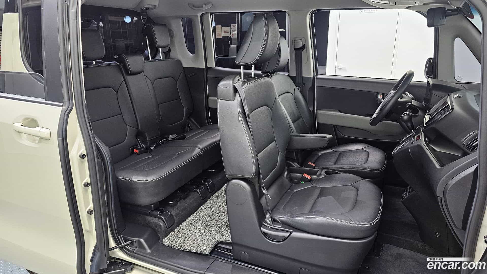 RAY Kia 2023.7-INNER-036