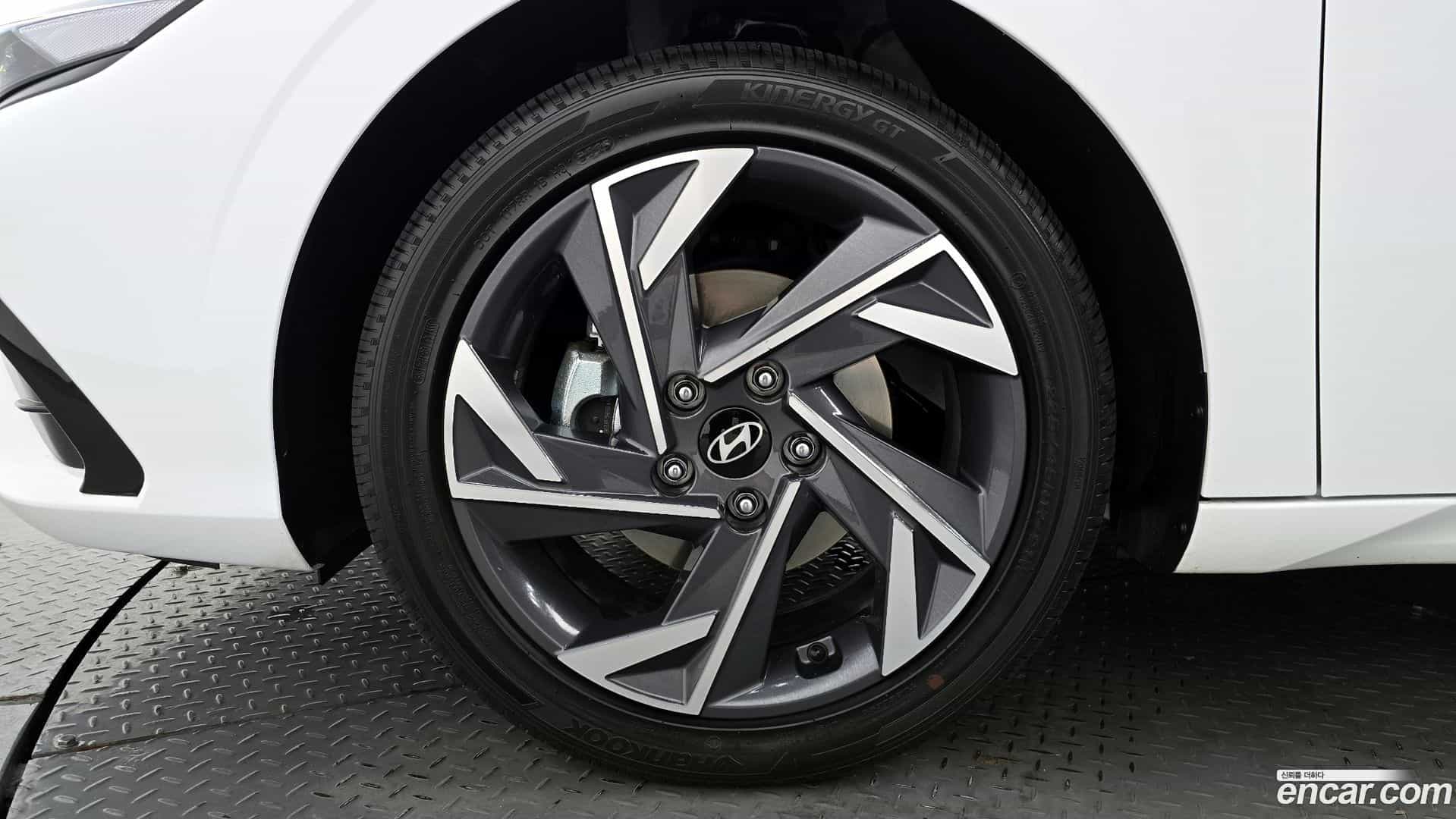 AVANTE Hyundai 2025.9-OUTER-005