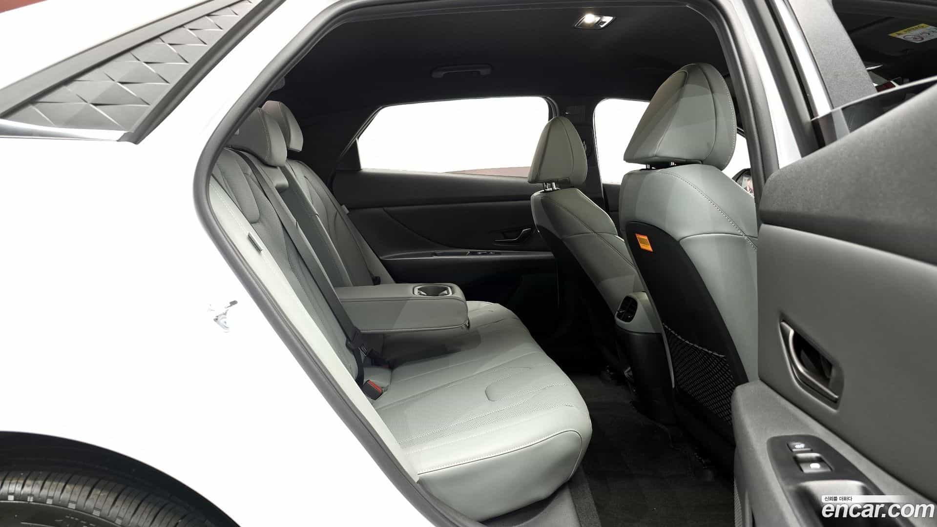 AVANTE Hyundai 2025.9-INNER-036