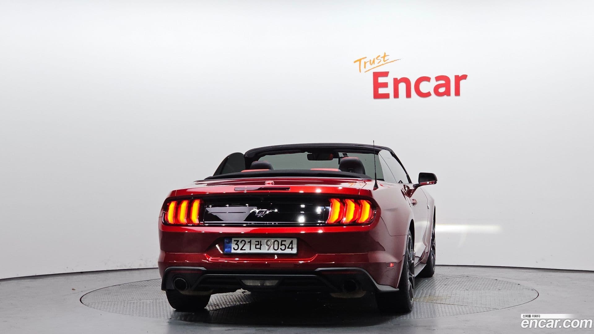 Main__Slider__Photo:Mustang Ford 2019.0-3