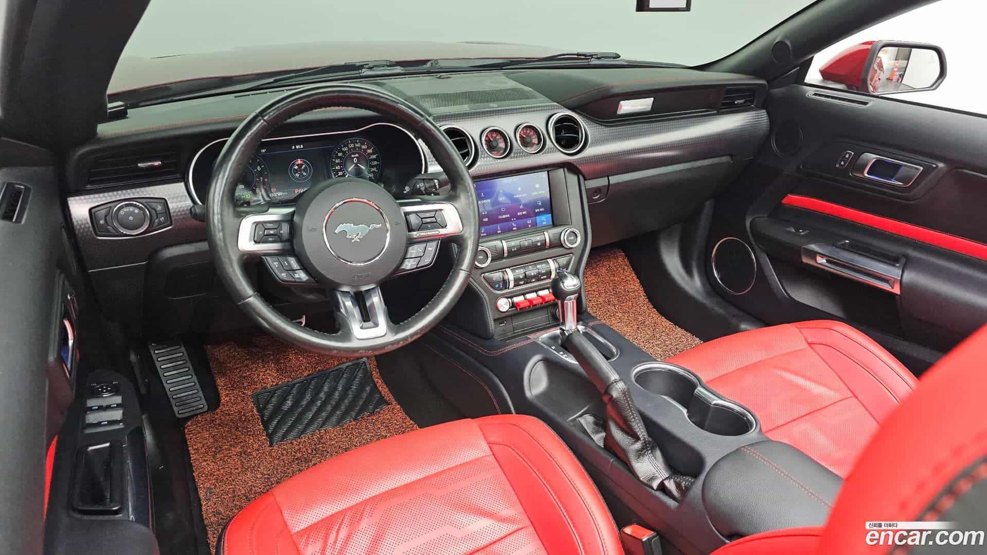 Mustang Ford 2019.0-INNER-007