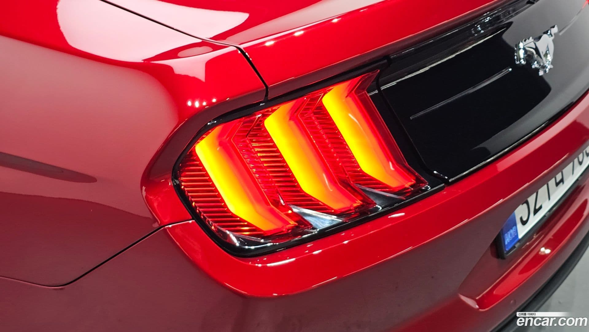 Main__Slider__Photo:Mustang Ford 2019.0-22