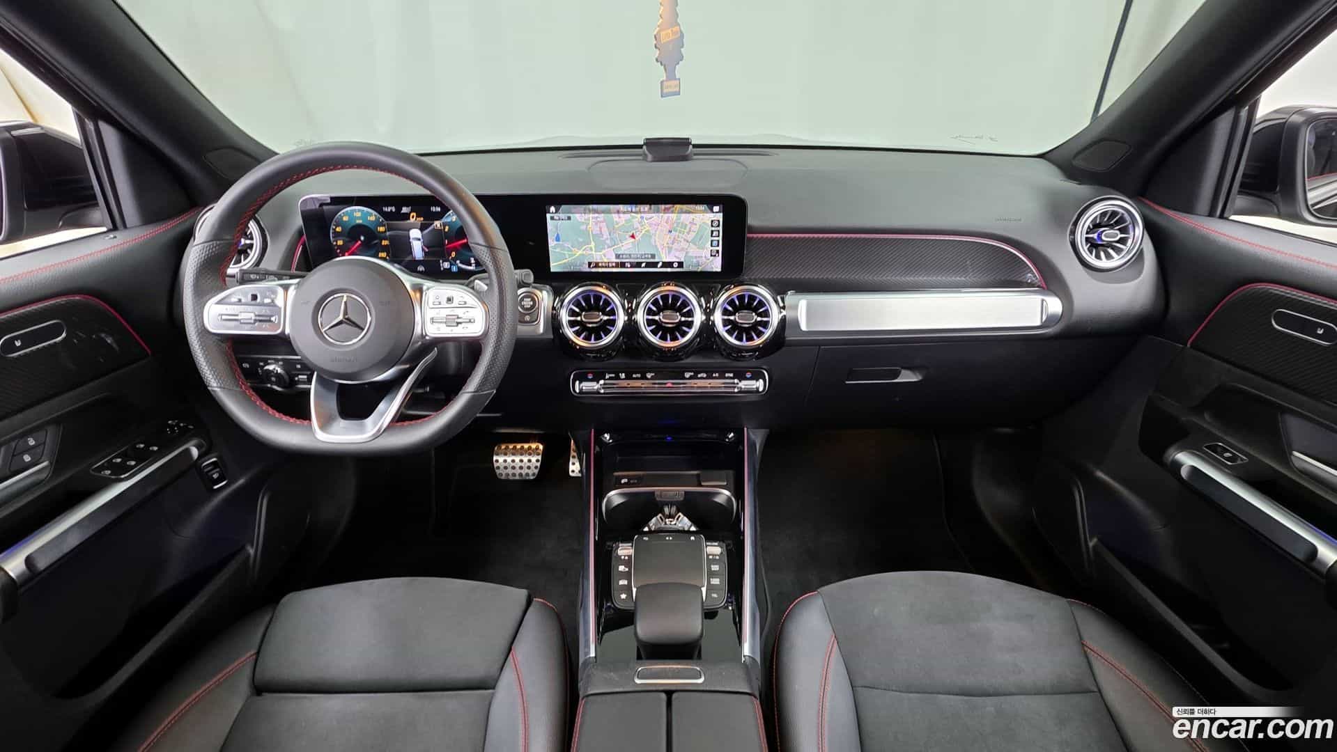 GLB-Class Mercedes-Benz 2022.6-INNER-007