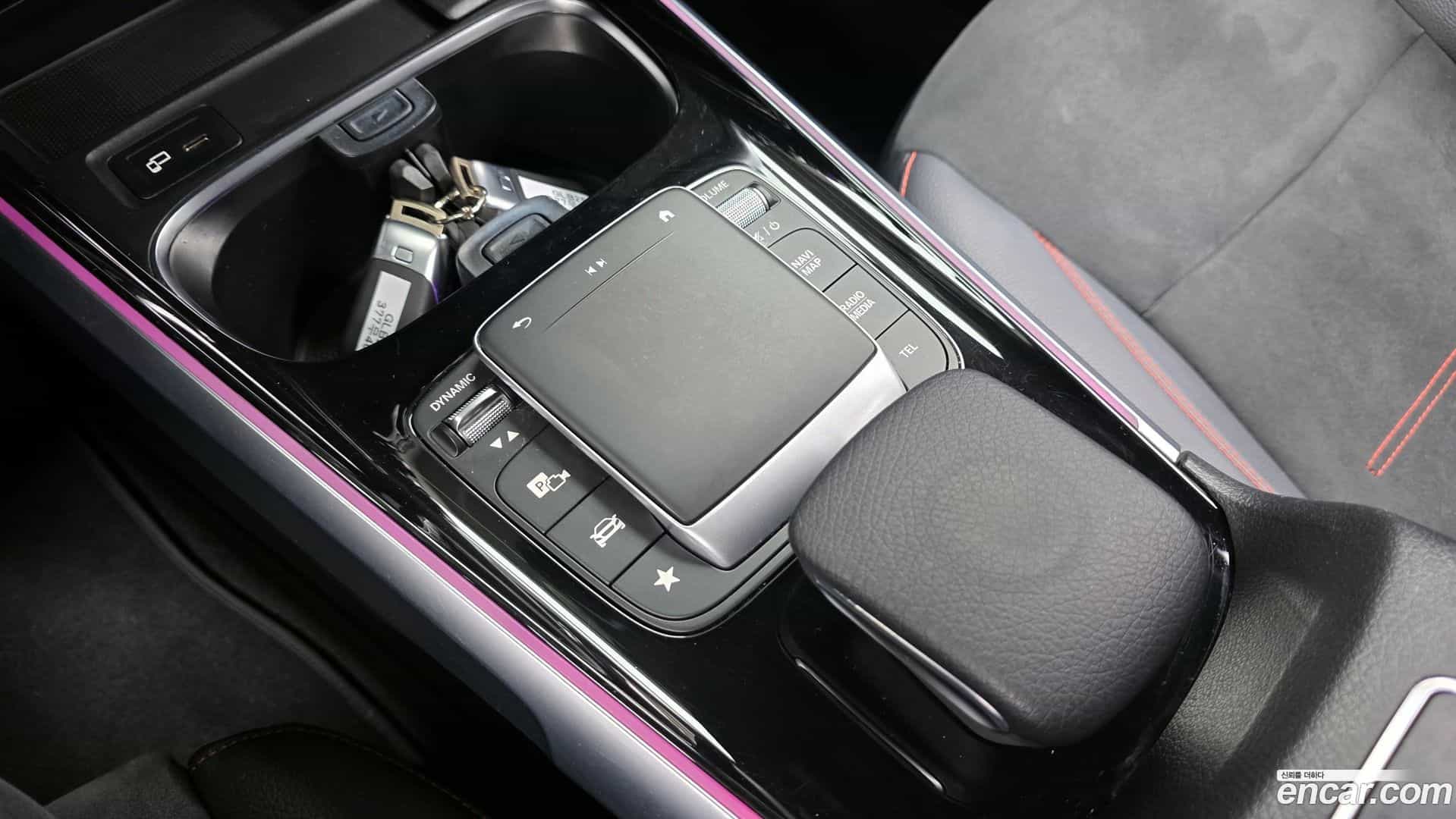 GLB-Class Mercedes-Benz 2022.6-OPTION-022