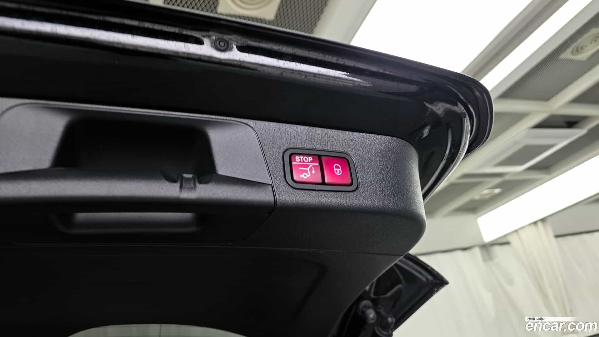GLB-Class Mercedes-Benz 2022.6-OPTION-041