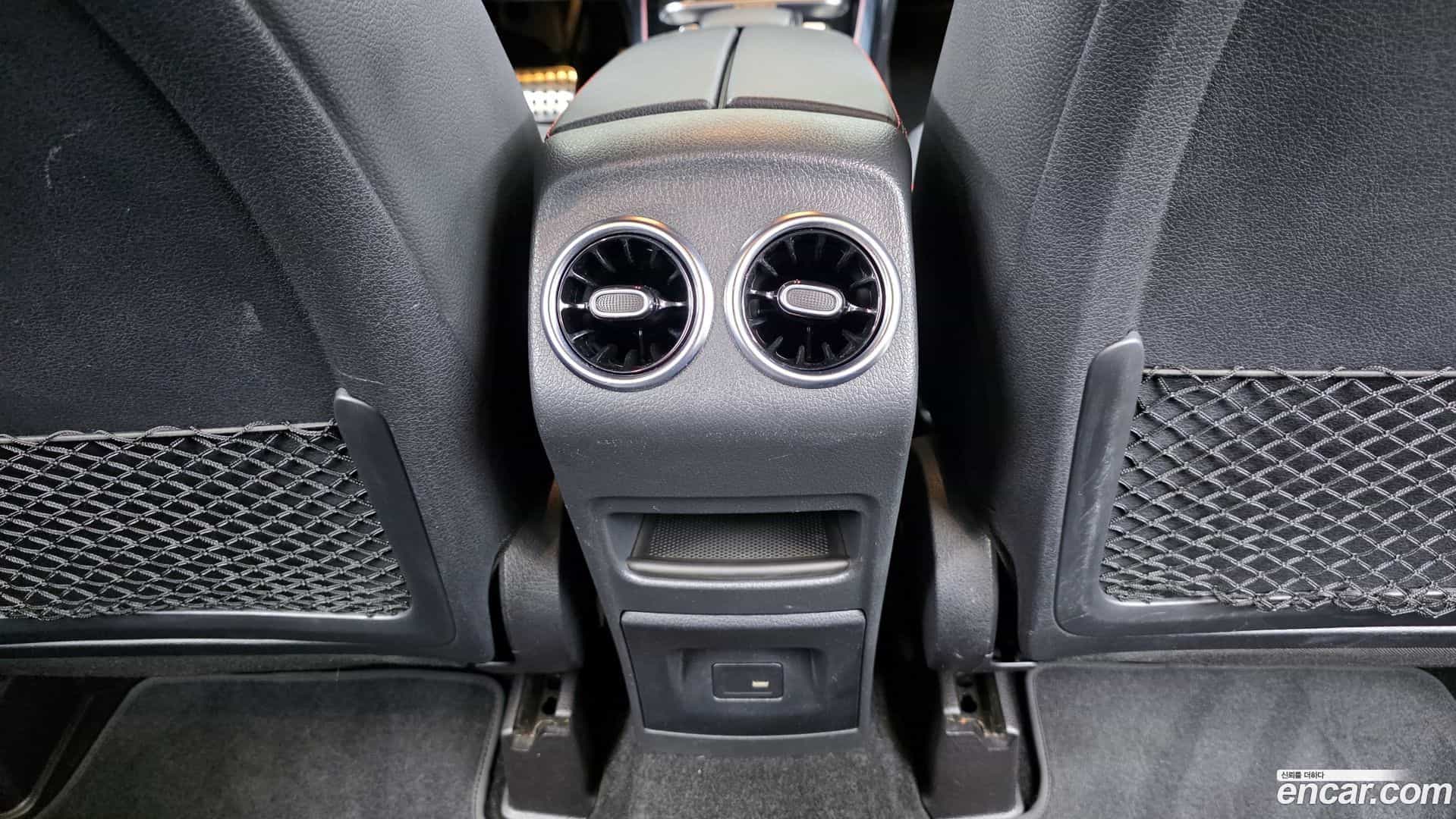 GLB-Class Mercedes-Benz 2022.6-OPTION-043