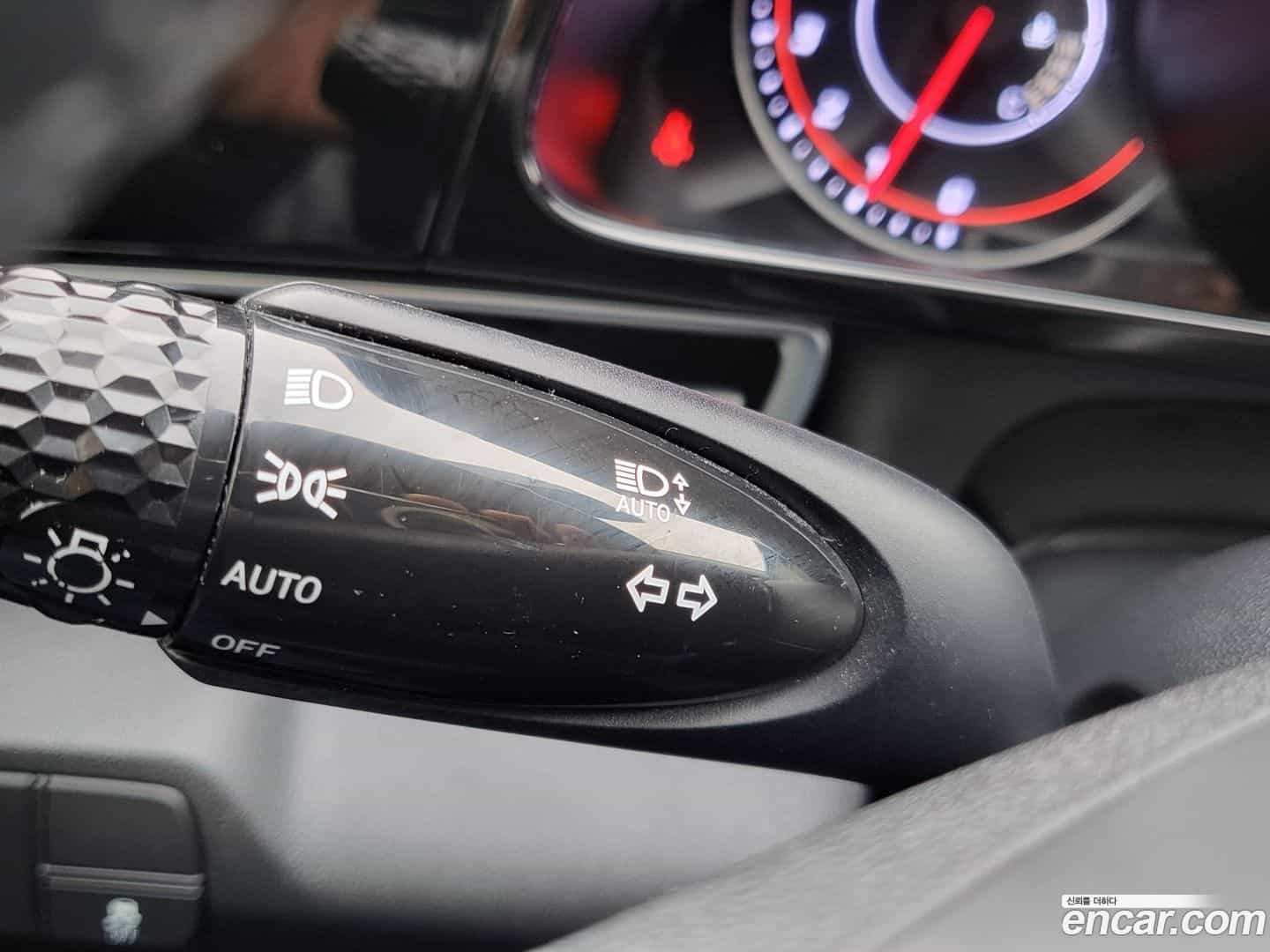 AVANTE Hyundai 2023.2-OPTION-022