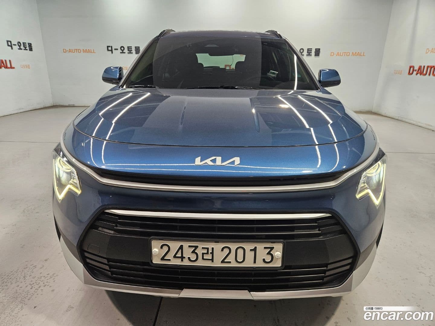 Main__Slider__Photo:Niro Kia 2024.0-0