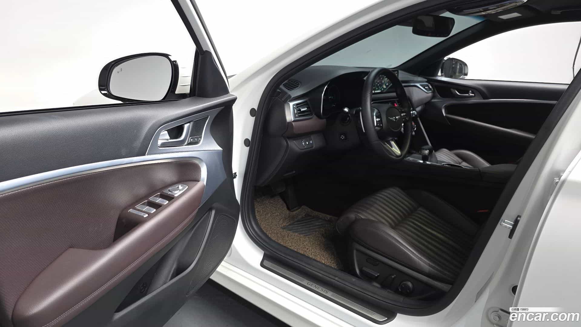 G70 Genesis 2023.2-INNER-010