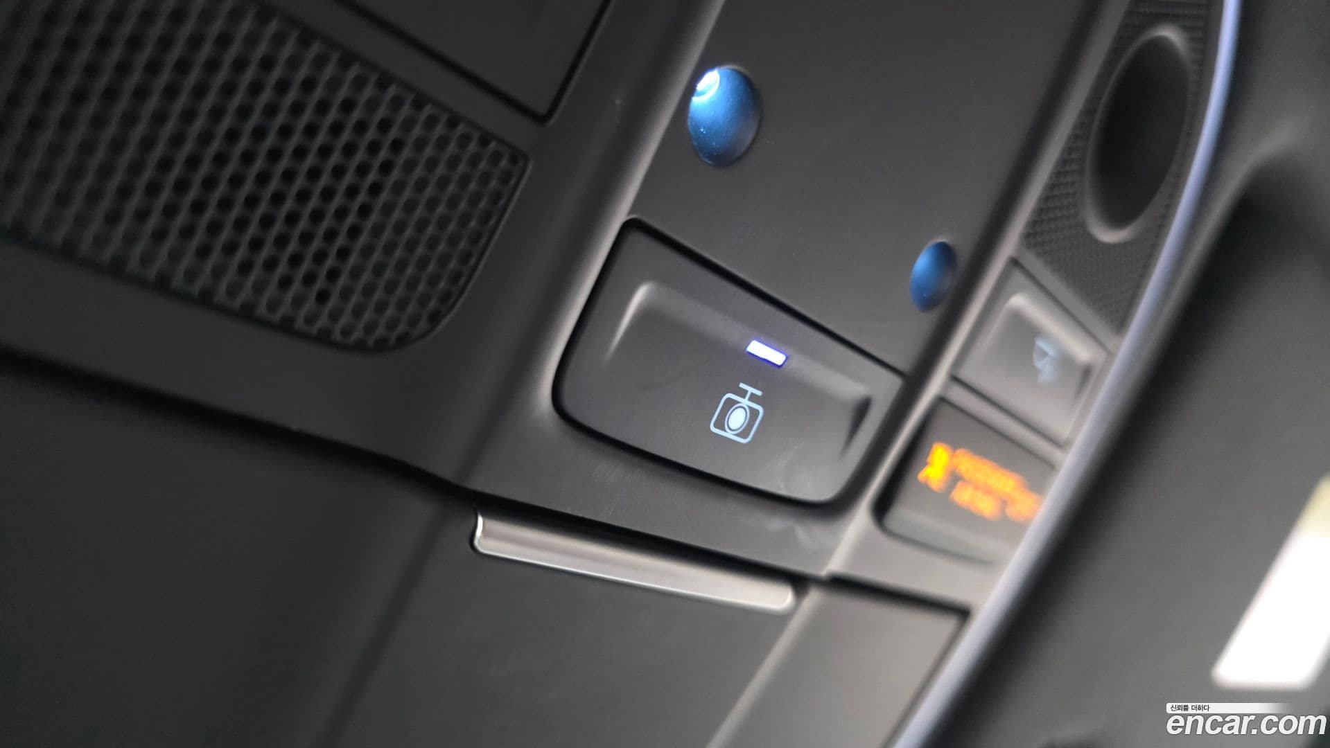 Main__Slider__Photo:G70 Genesis 2023.2-16