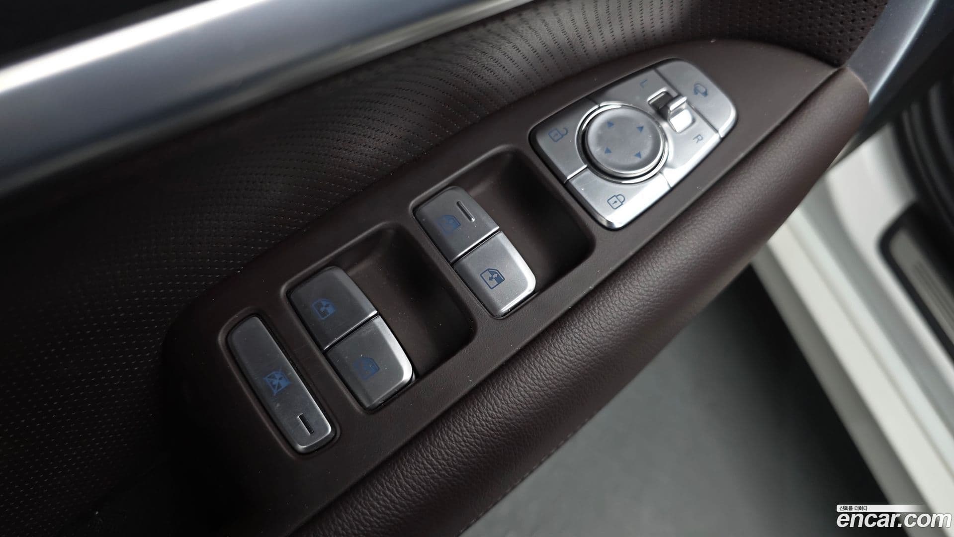 Main__Slider__Photo:G70 Genesis 2023.2-32
