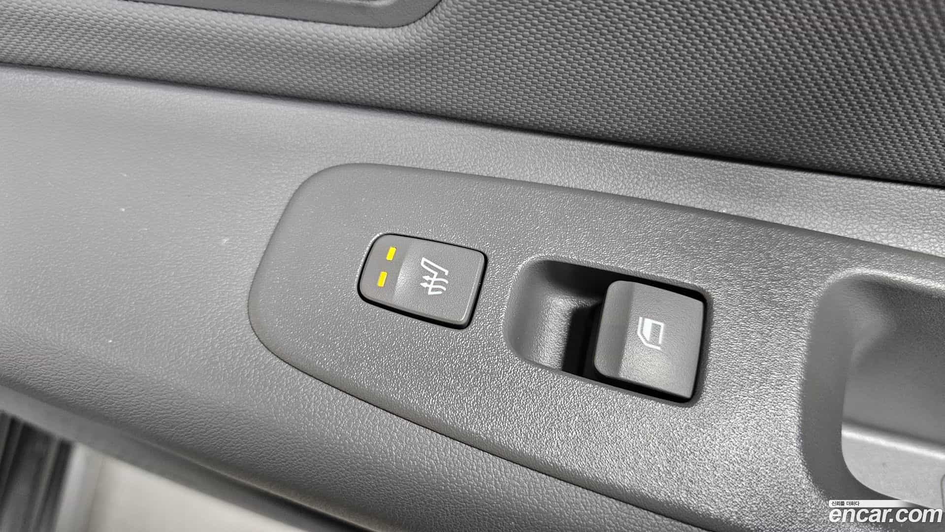 AVANTE Hyundai 2022.11-OPTION-023