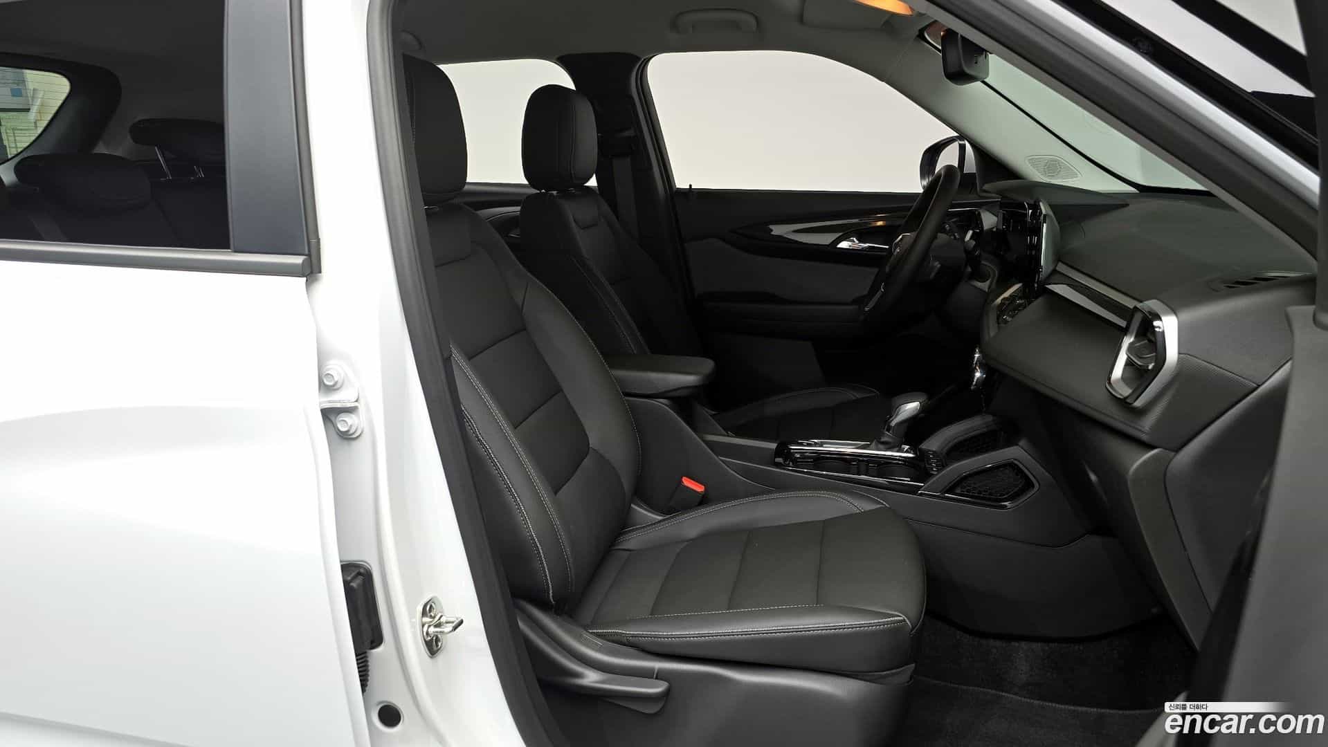 Trailblazer Chevrolet 2025.11-OPTION-015