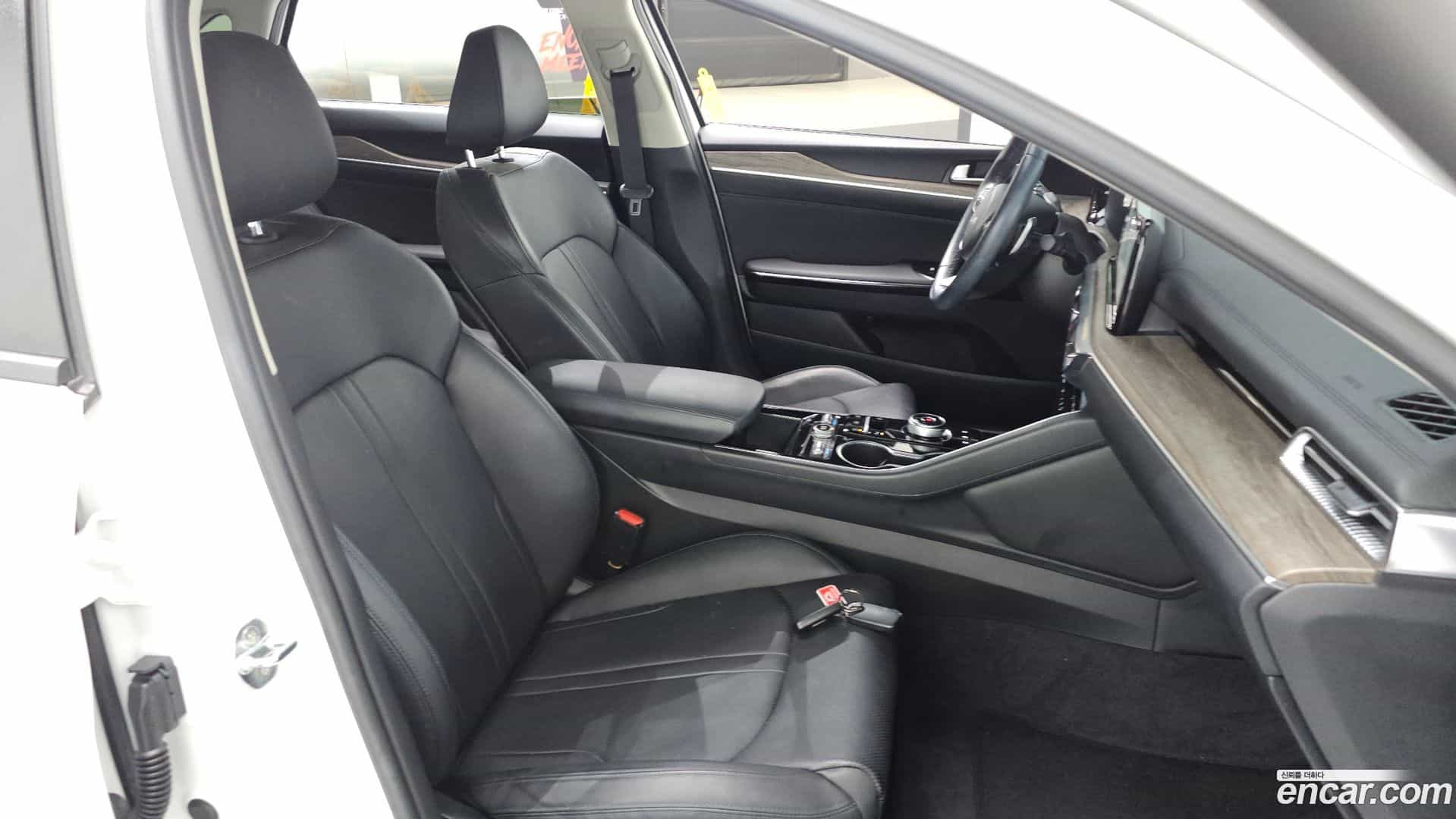 K5 Kia 2022.2-OPTION-040