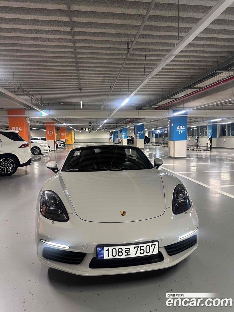 Main__Slider__Photo:718 Porsche 2018.9-0