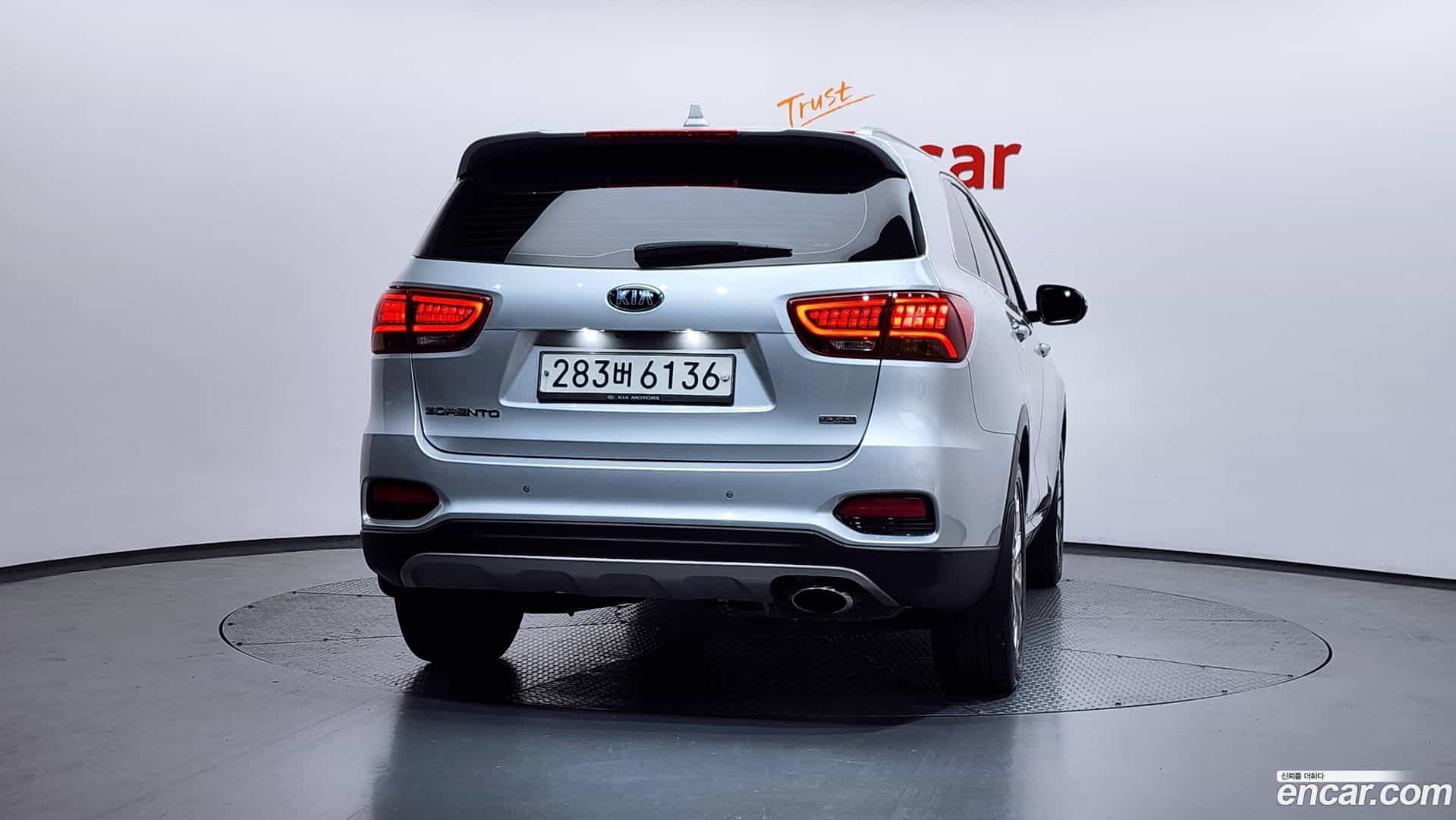 Sorento Kia 2017.8-OUTER-004