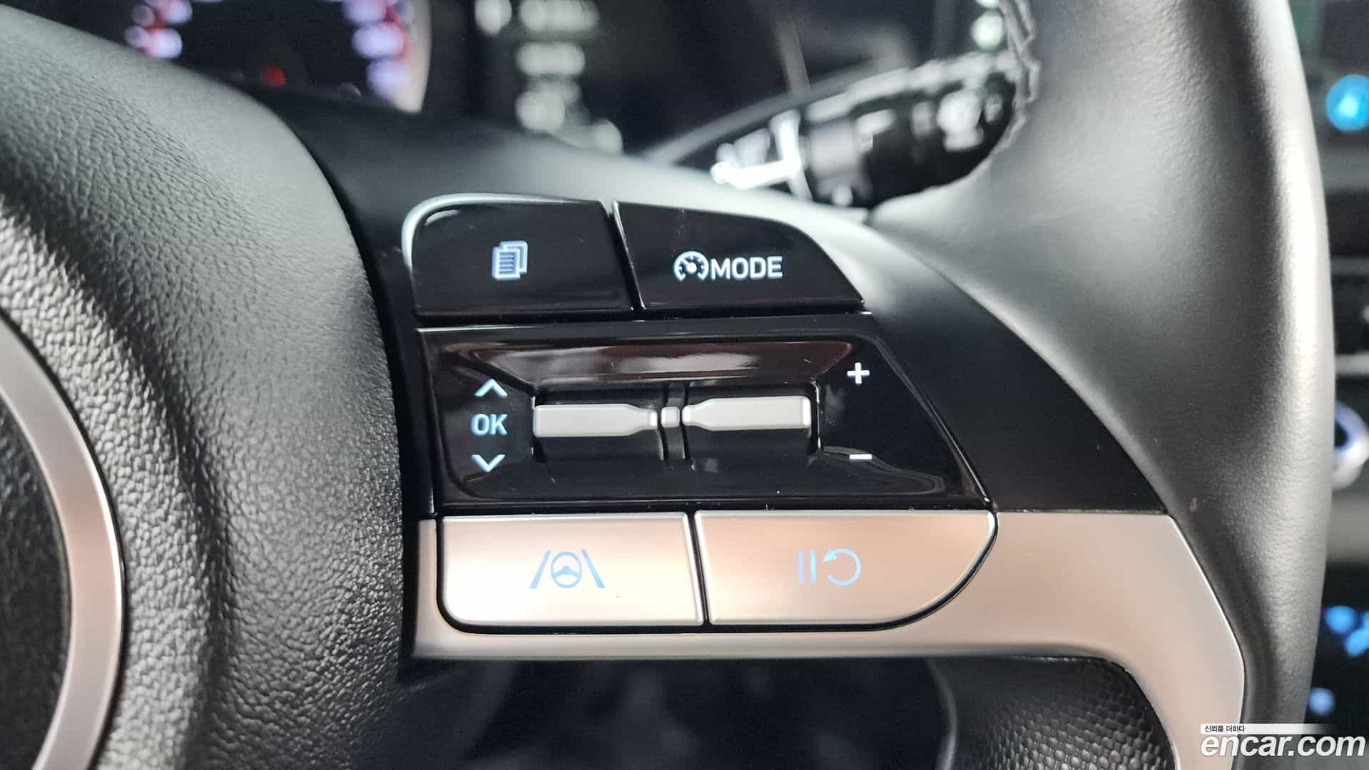 AVANTE Hyundai 2022.4-OPTION-022