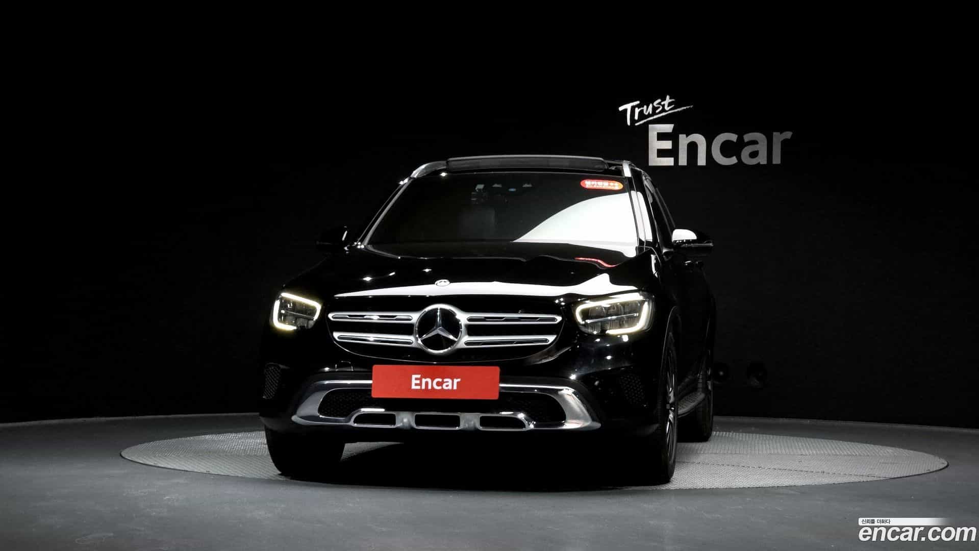 GLC-Class Mercedes-Benz 2020.1-OUTER-003