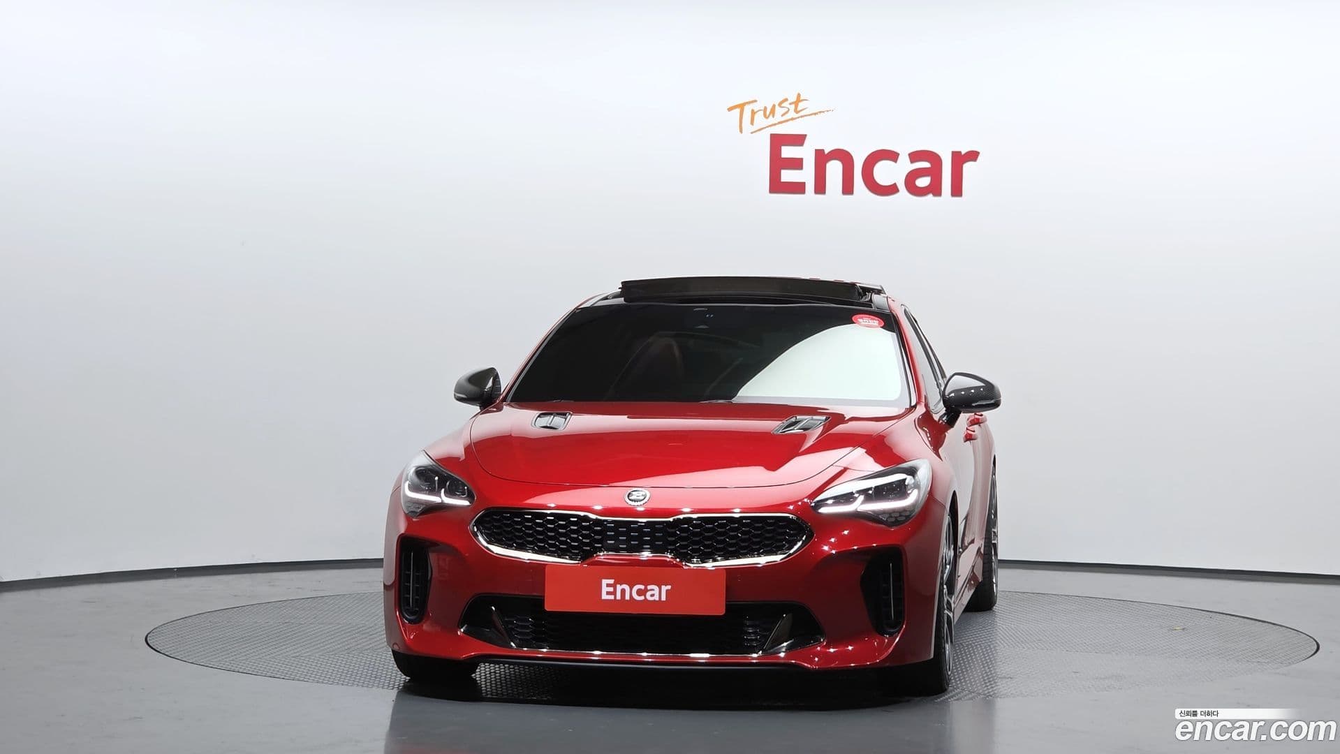 Main__Slider__Photo:Stinger Kia 2019.11-2