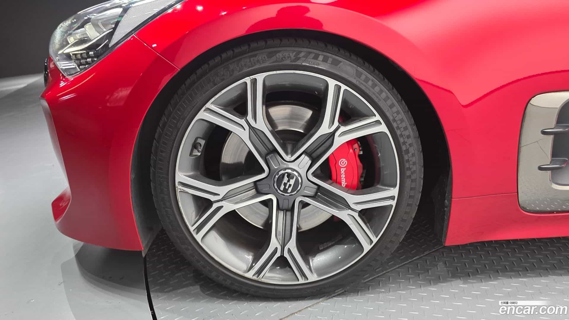 Stinger Kia 2019.11-OUTER-005
