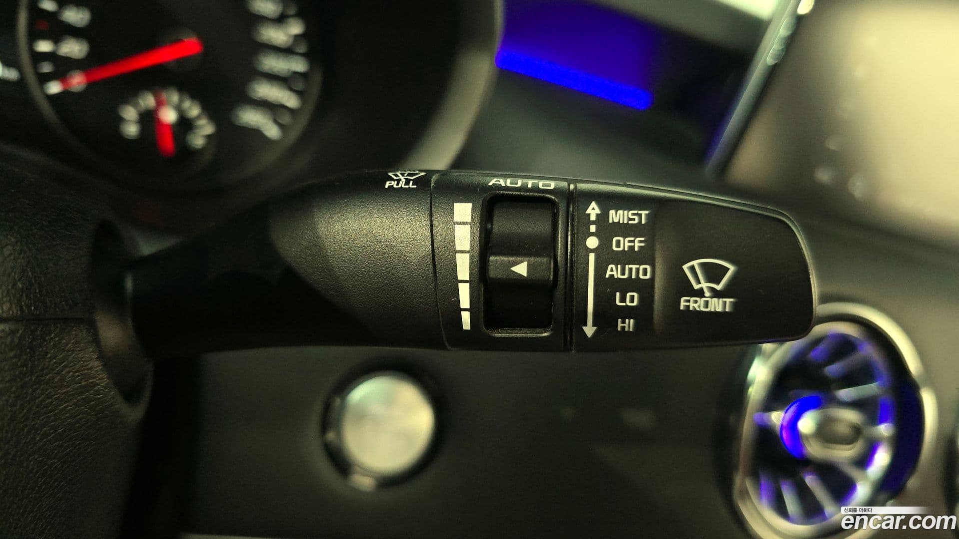 Main__Slider__Photo:Stinger Kia 2019.11-27