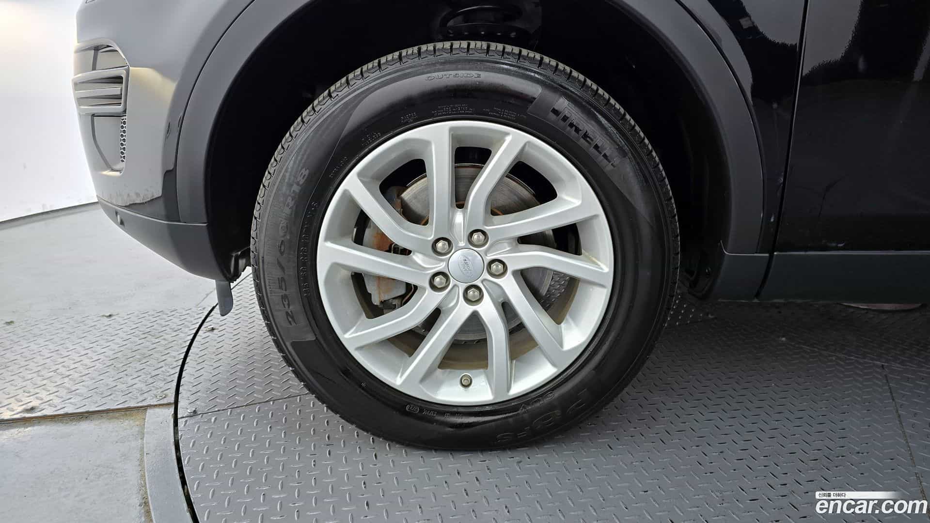 Discovery Sport Land Rover 2019.11-OUTER-005