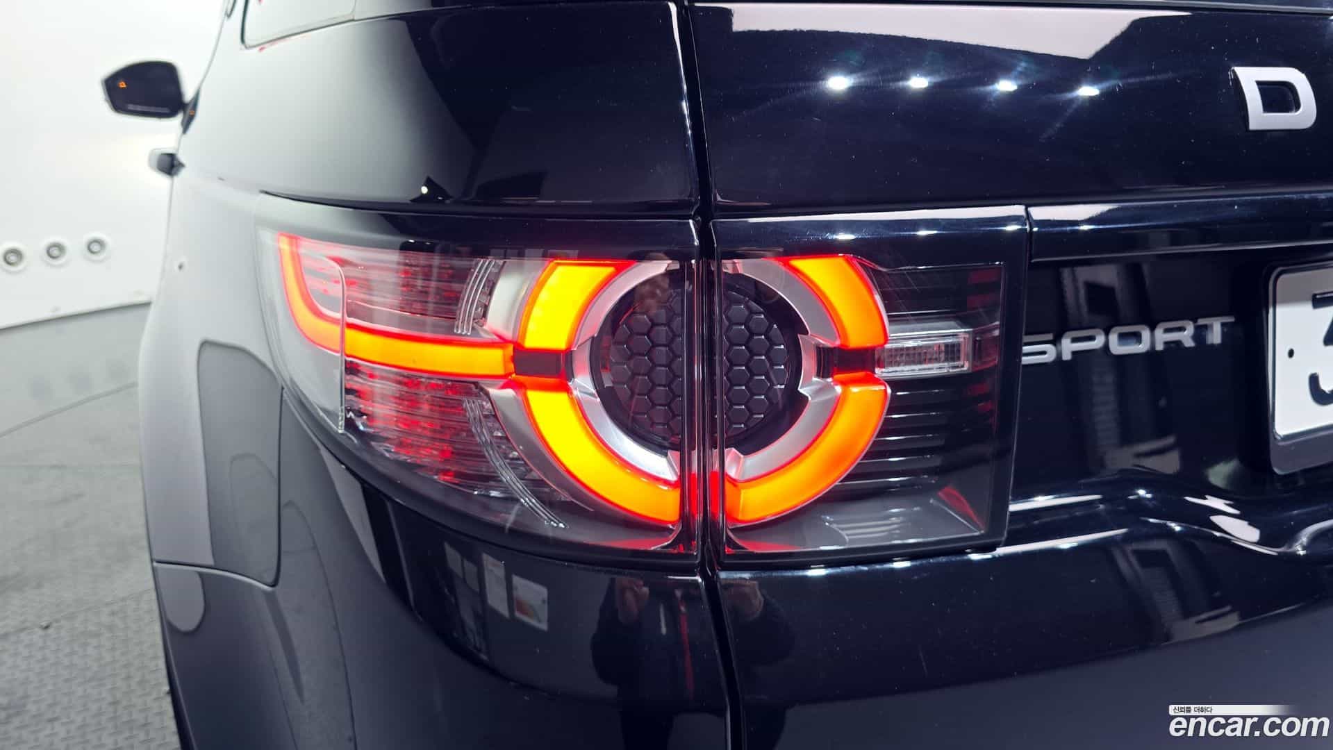 Discovery Sport Land Rover 2019.11-OUTER-033
