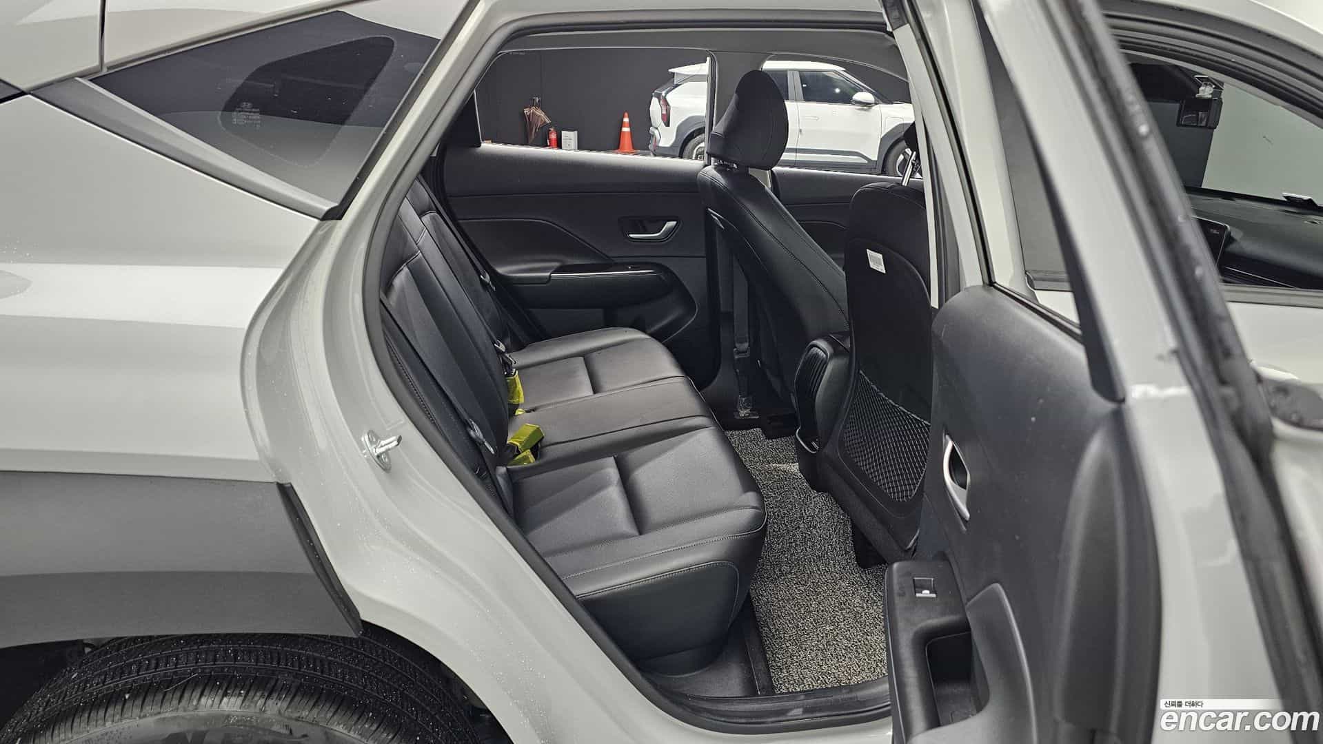 Kona Hyundai 2023.1-OPTION-015
