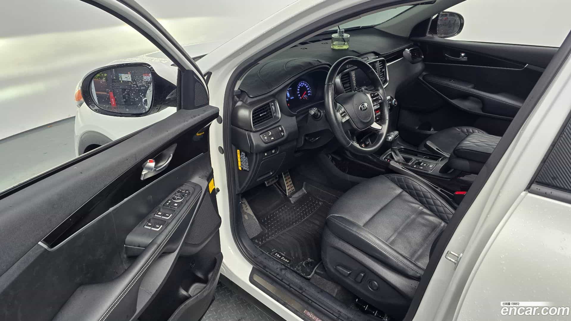 Sorento Kia 2019.3-OPTION-015