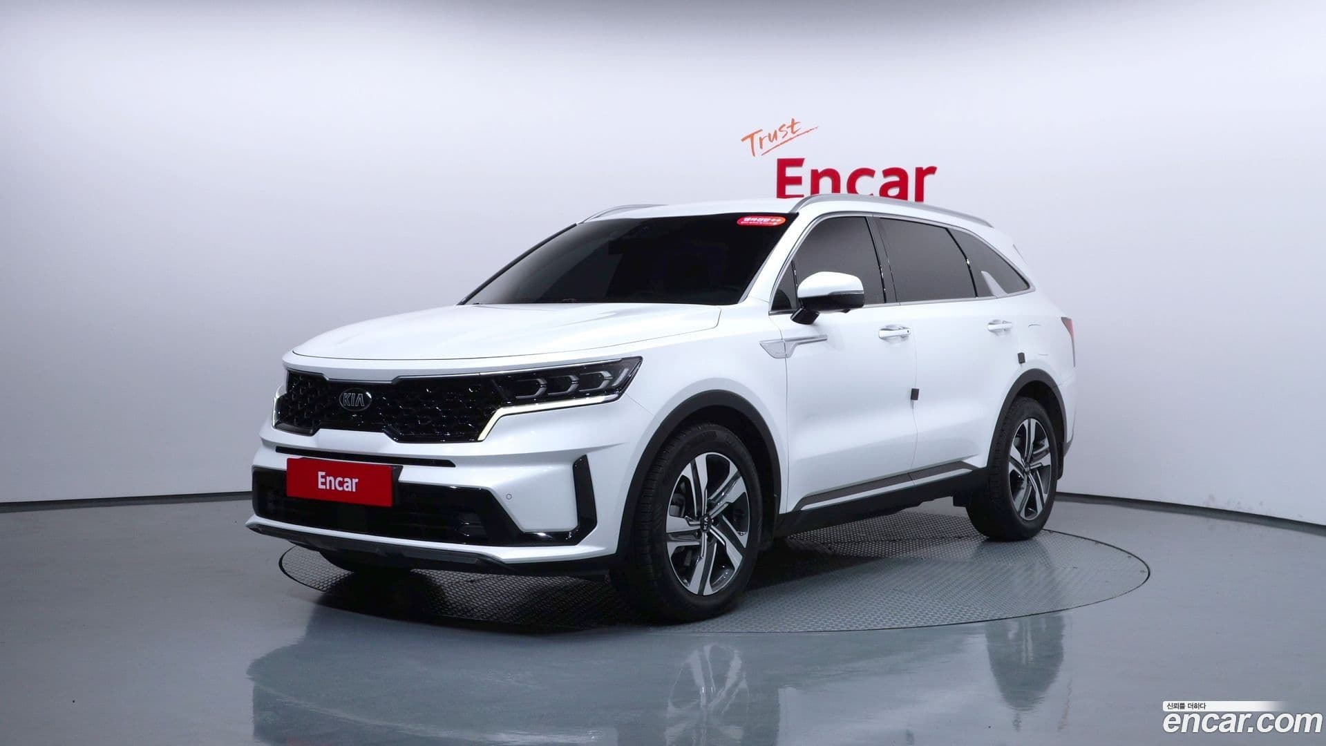 Main__Slider__Photo:Sorento Kia 2021.2-0