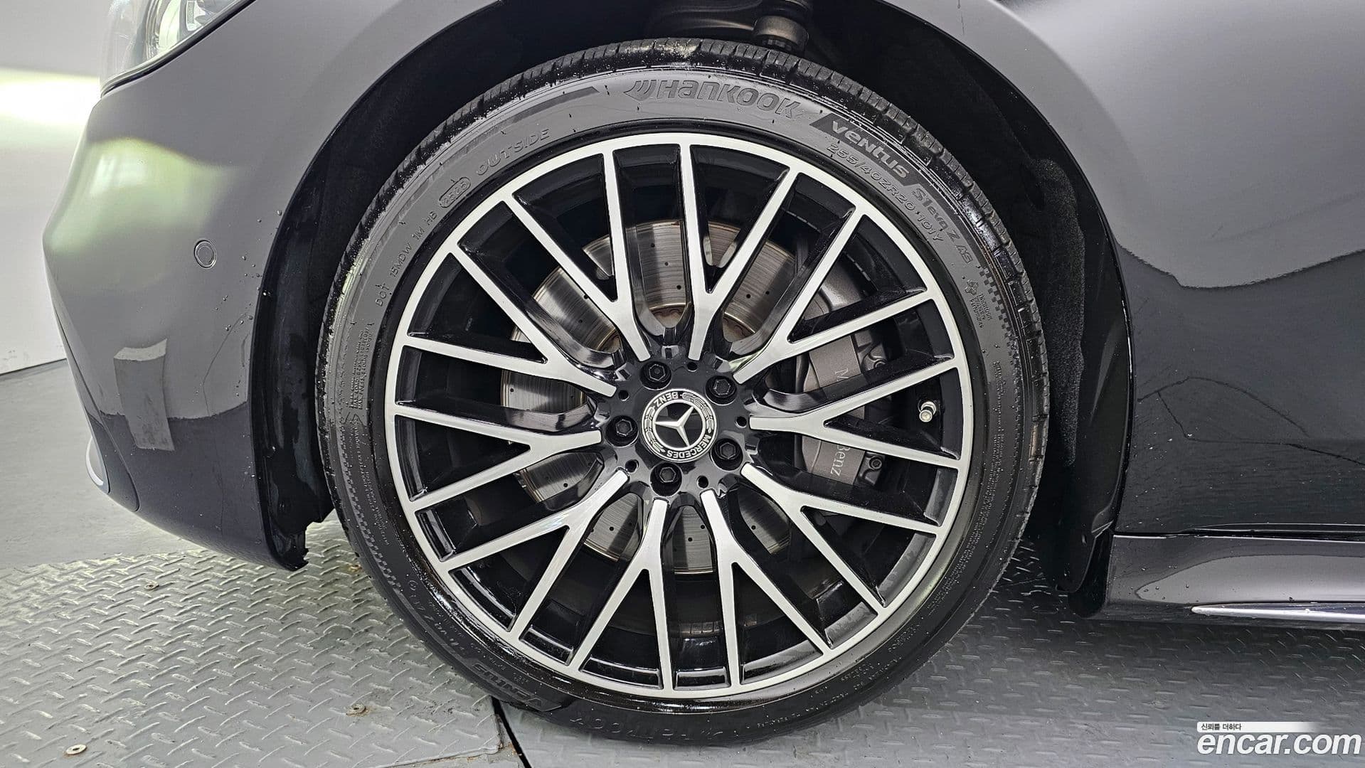 Main__Slider__Photo:S-Class Mercedes-Benz 2022.7-4