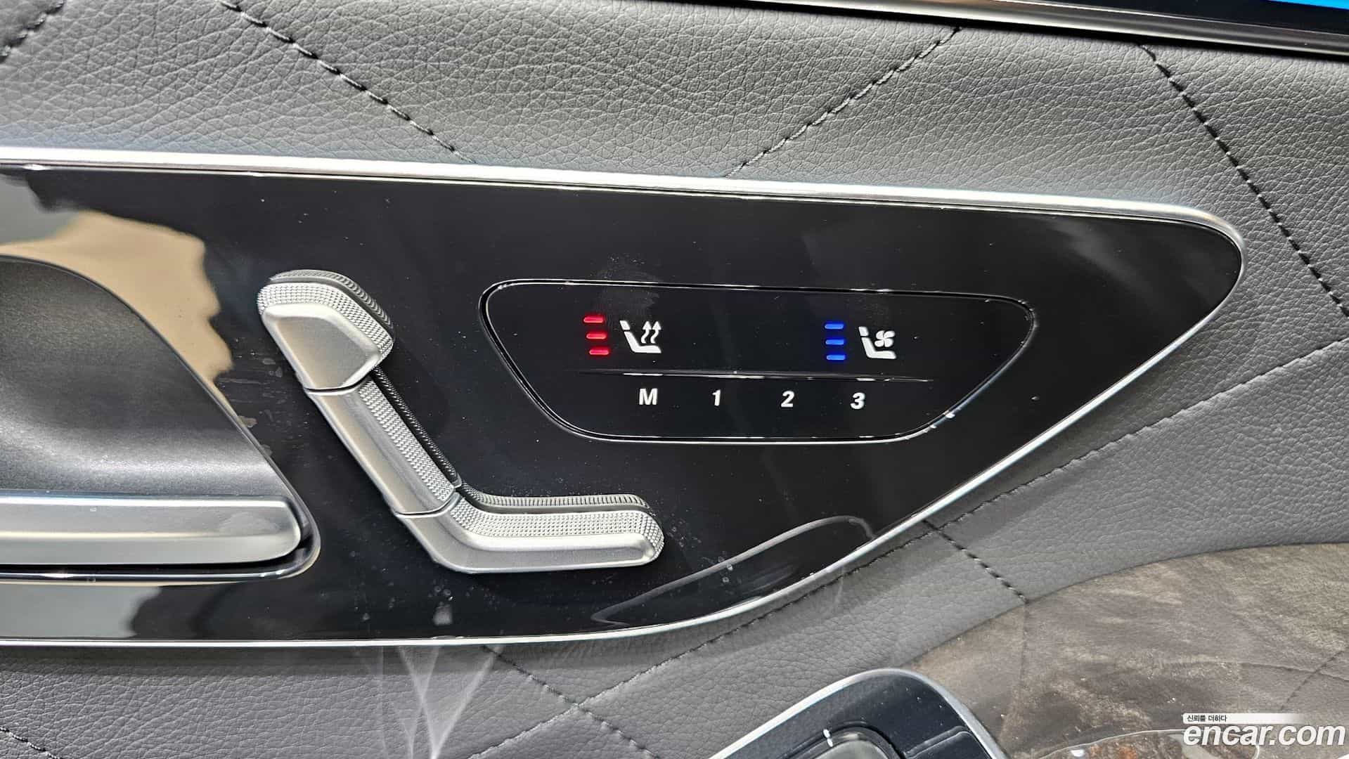S-Class Mercedes-Benz 2022.7-OPTION-044