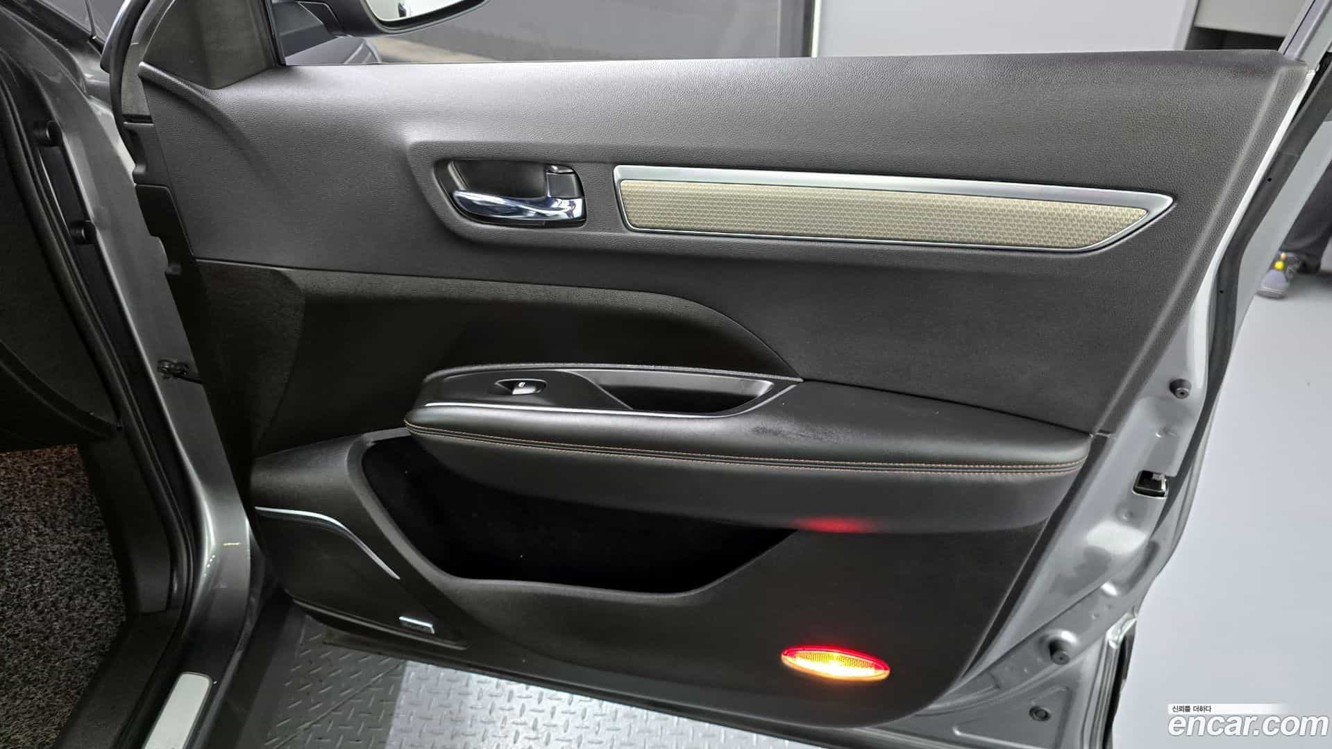 QM6 Renault Korea 2019.9-INNER-035