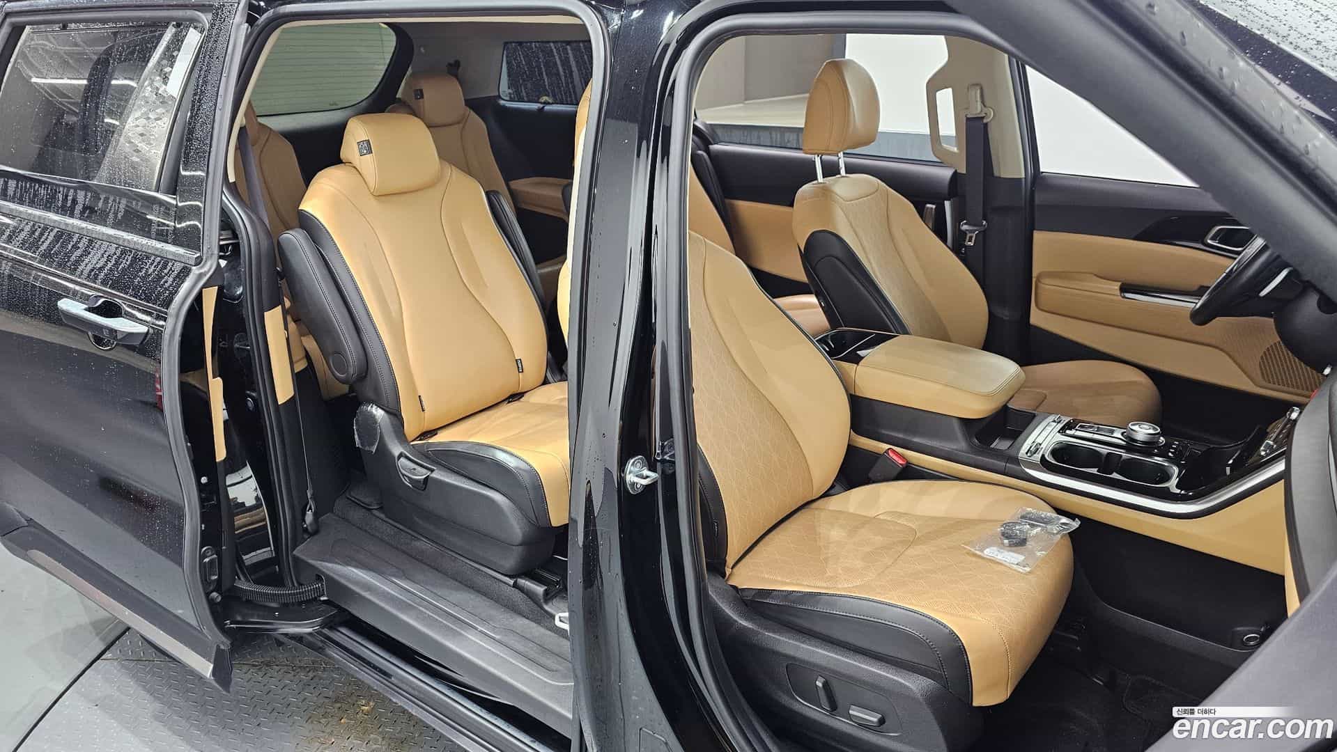 Canival Kia 2023.1-INNER-036