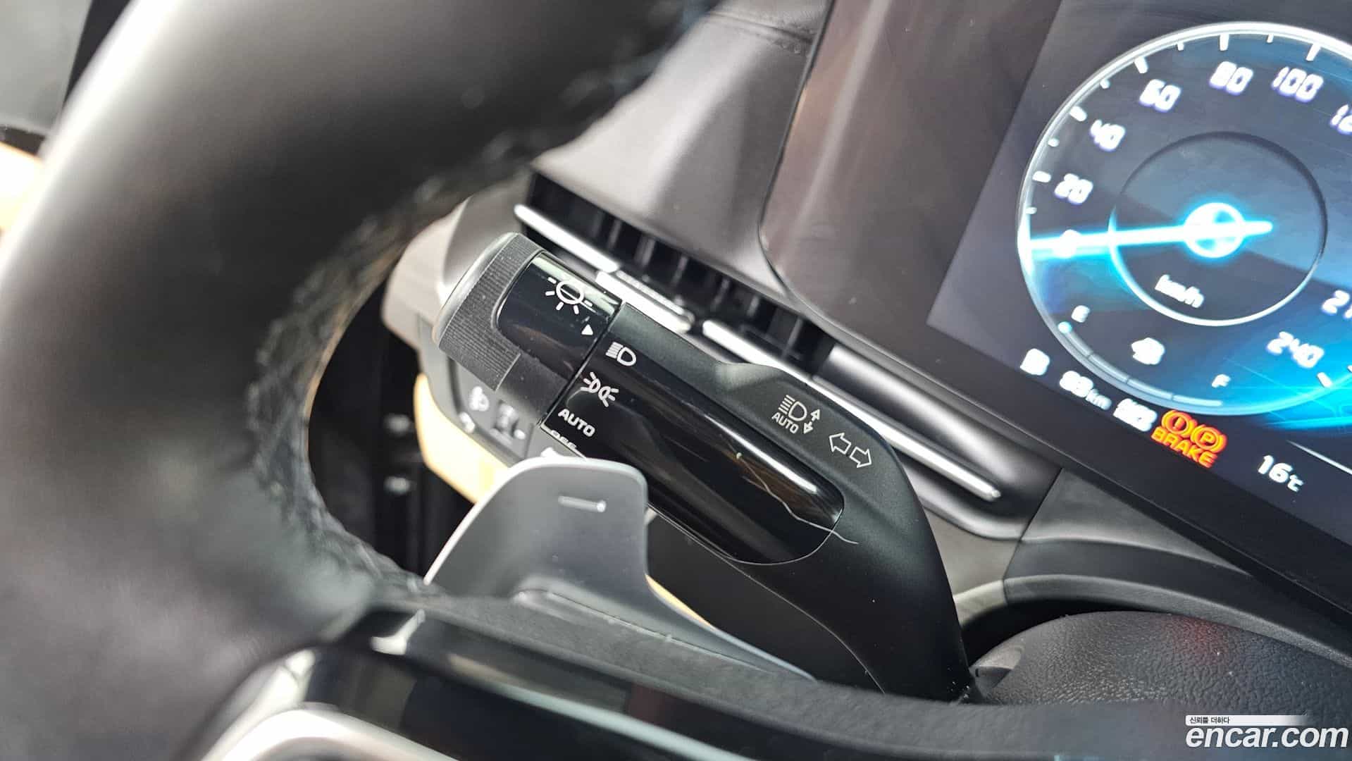 Canival Kia 2023.1-OPTION-042