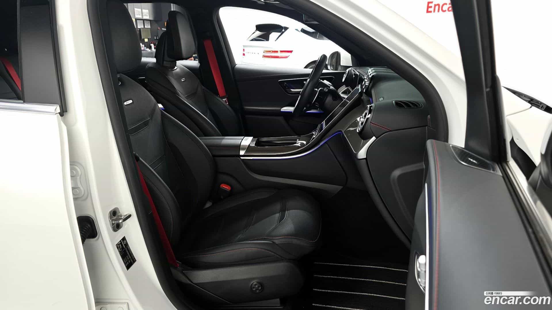 GLC-Class Mercedes-Benz 2024.4-OPTION-015