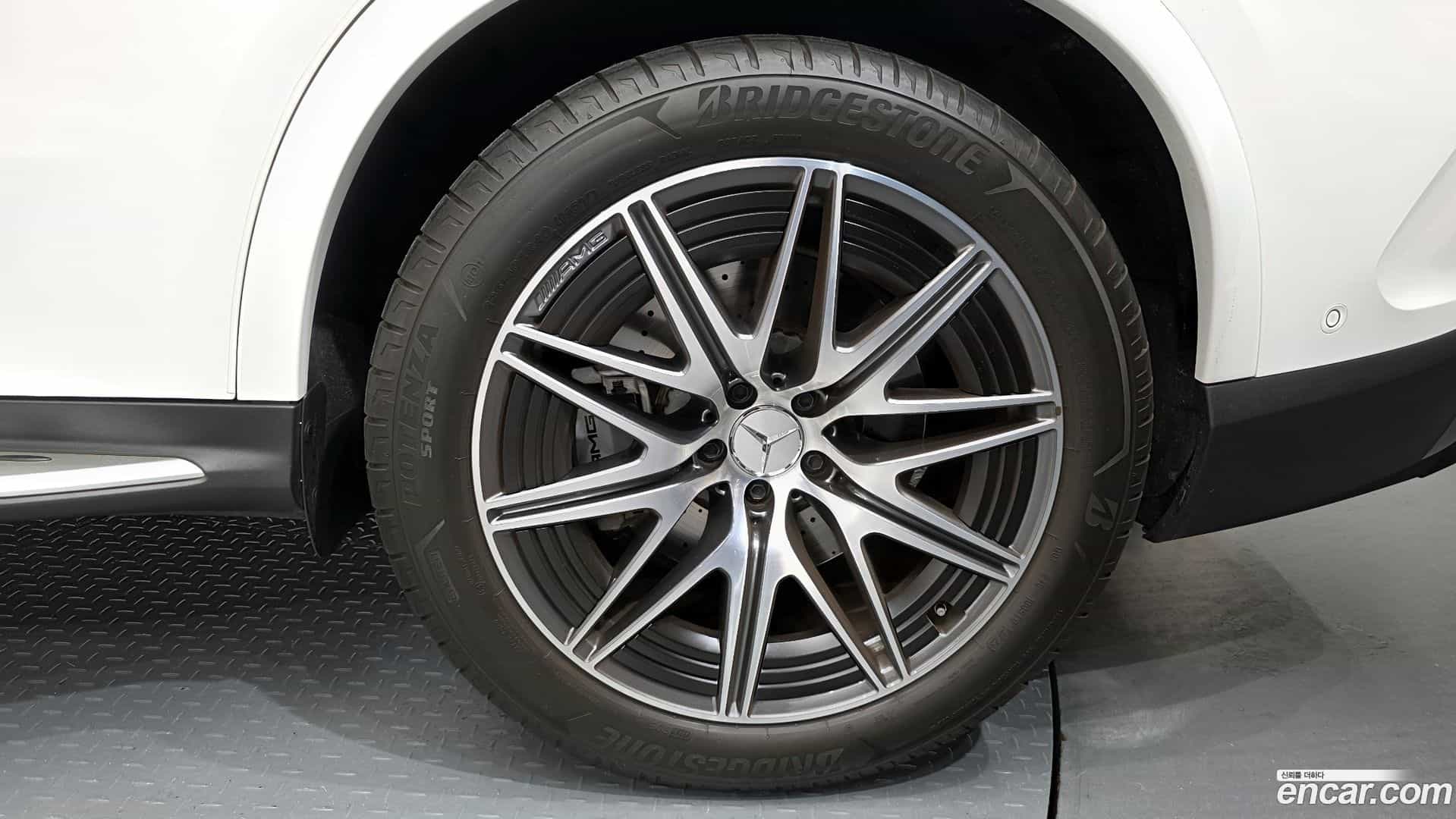 GLC-Class Mercedes-Benz 2024.4-OUTER-031