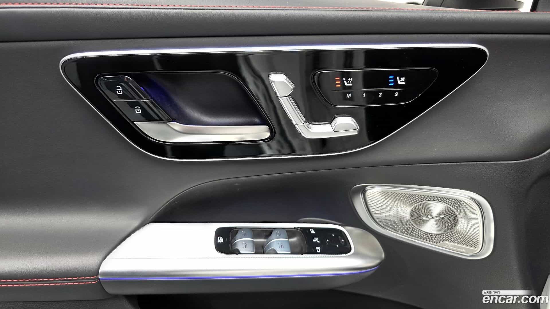 GLC-Class Mercedes-Benz 2024.4-OPTION-051
