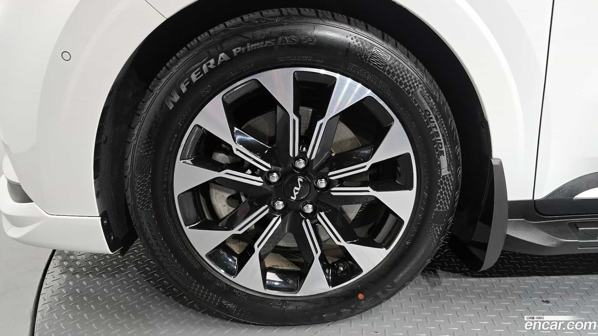 Canival Kia 2023.1-OUTER-005